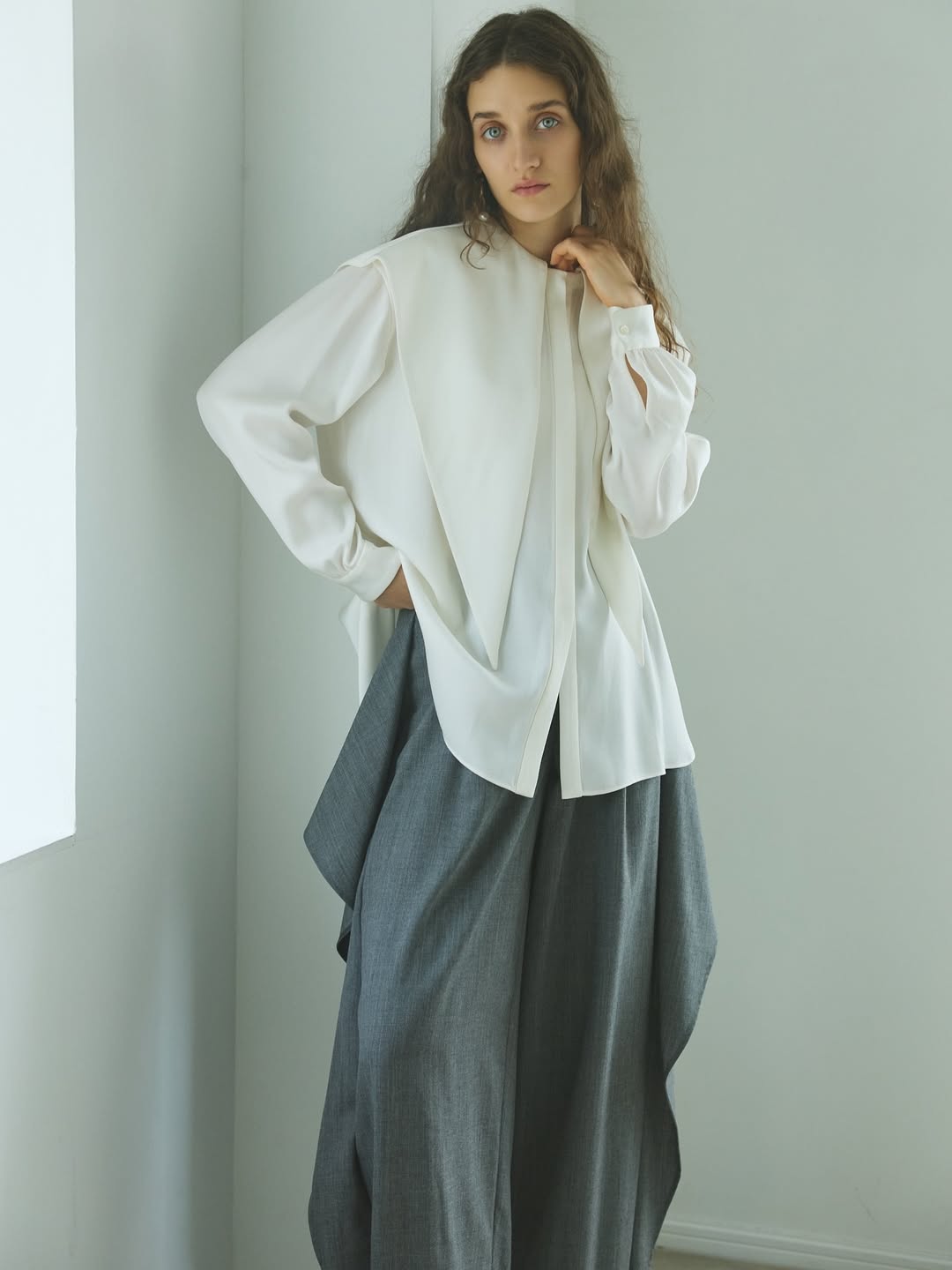 ロングカラーセーラーブラウス Agnes