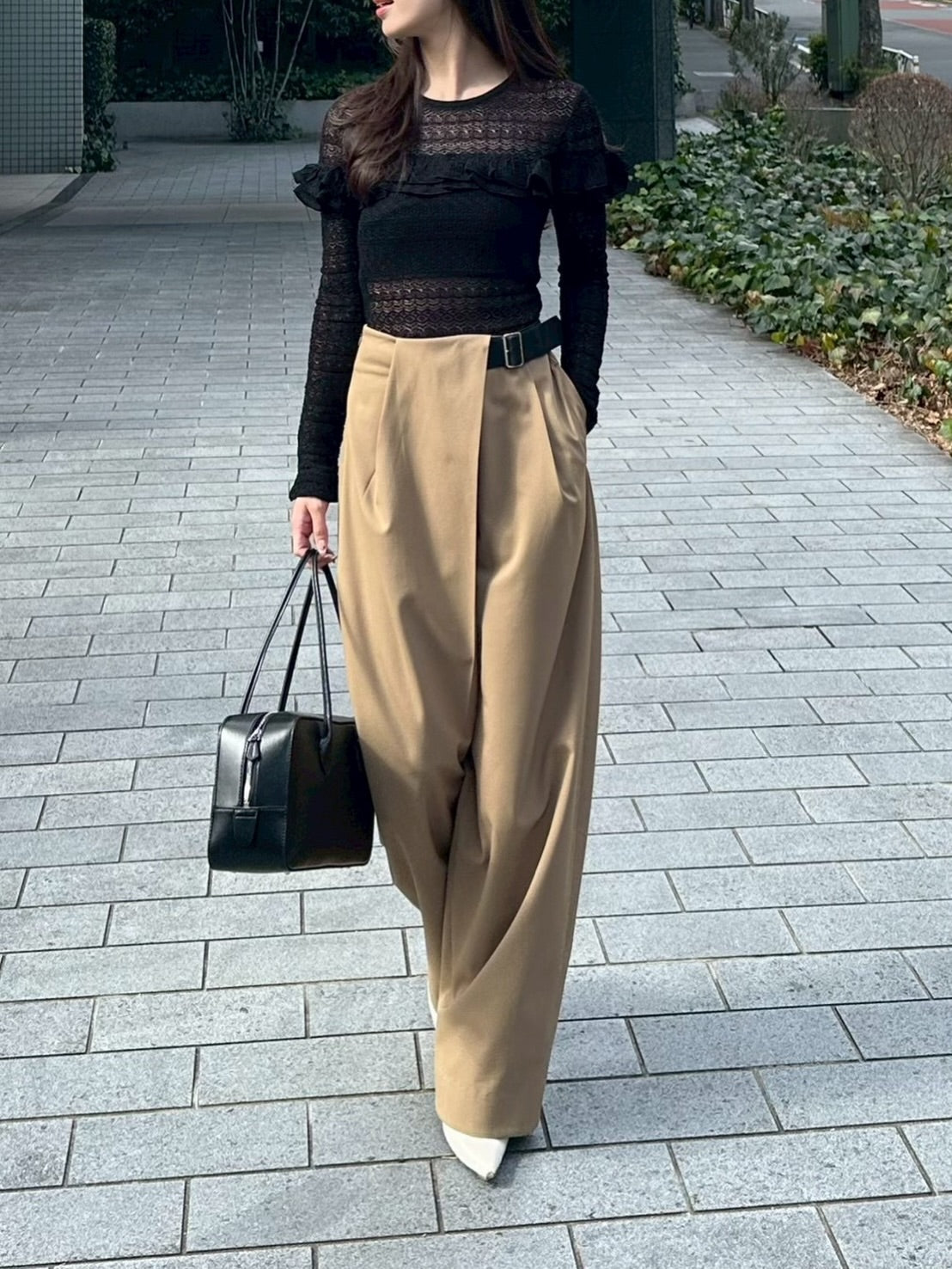 透かし柄ニットプルオーバー Nina