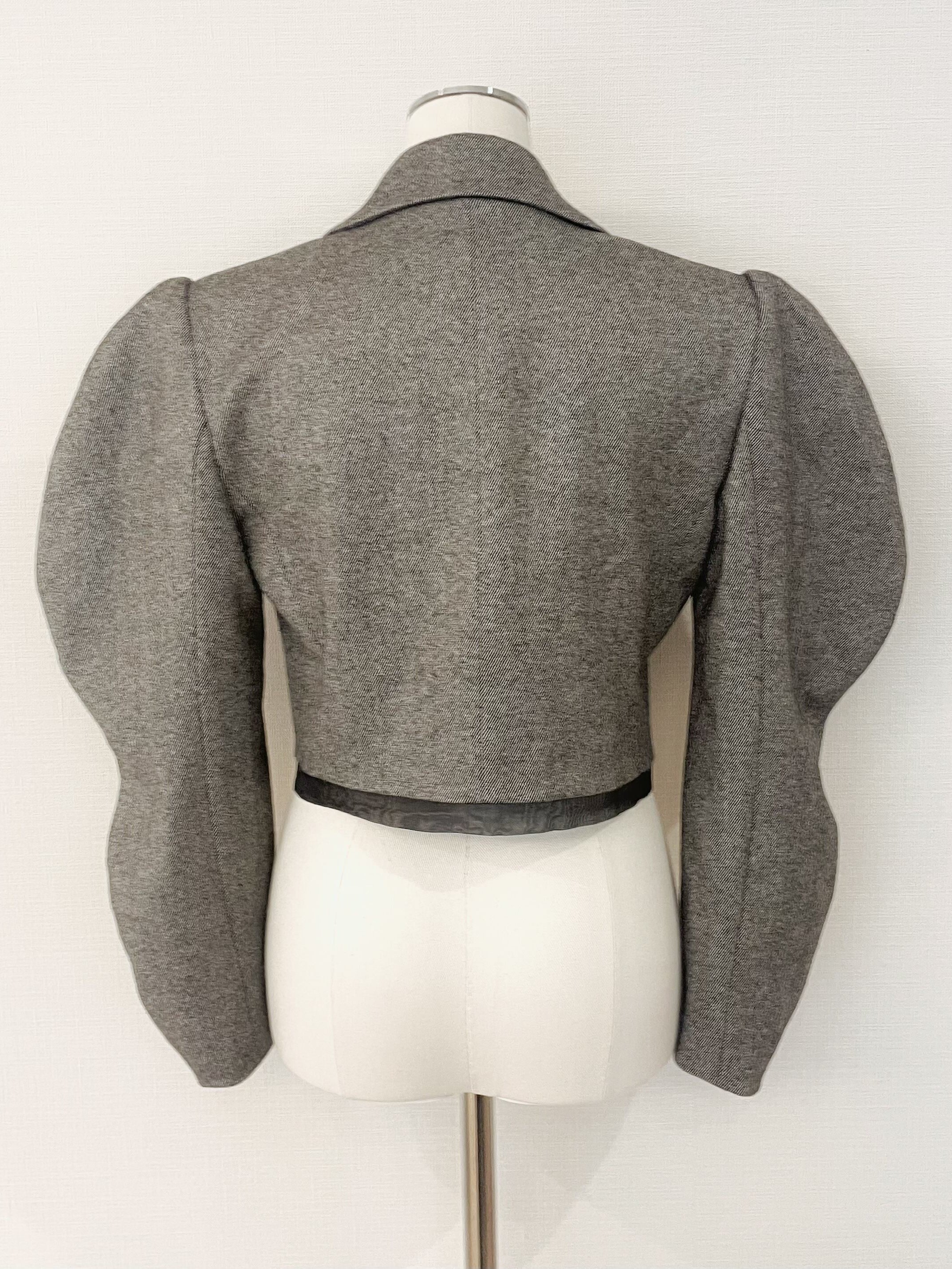 Lionel Curved Sleeve Short Jacket