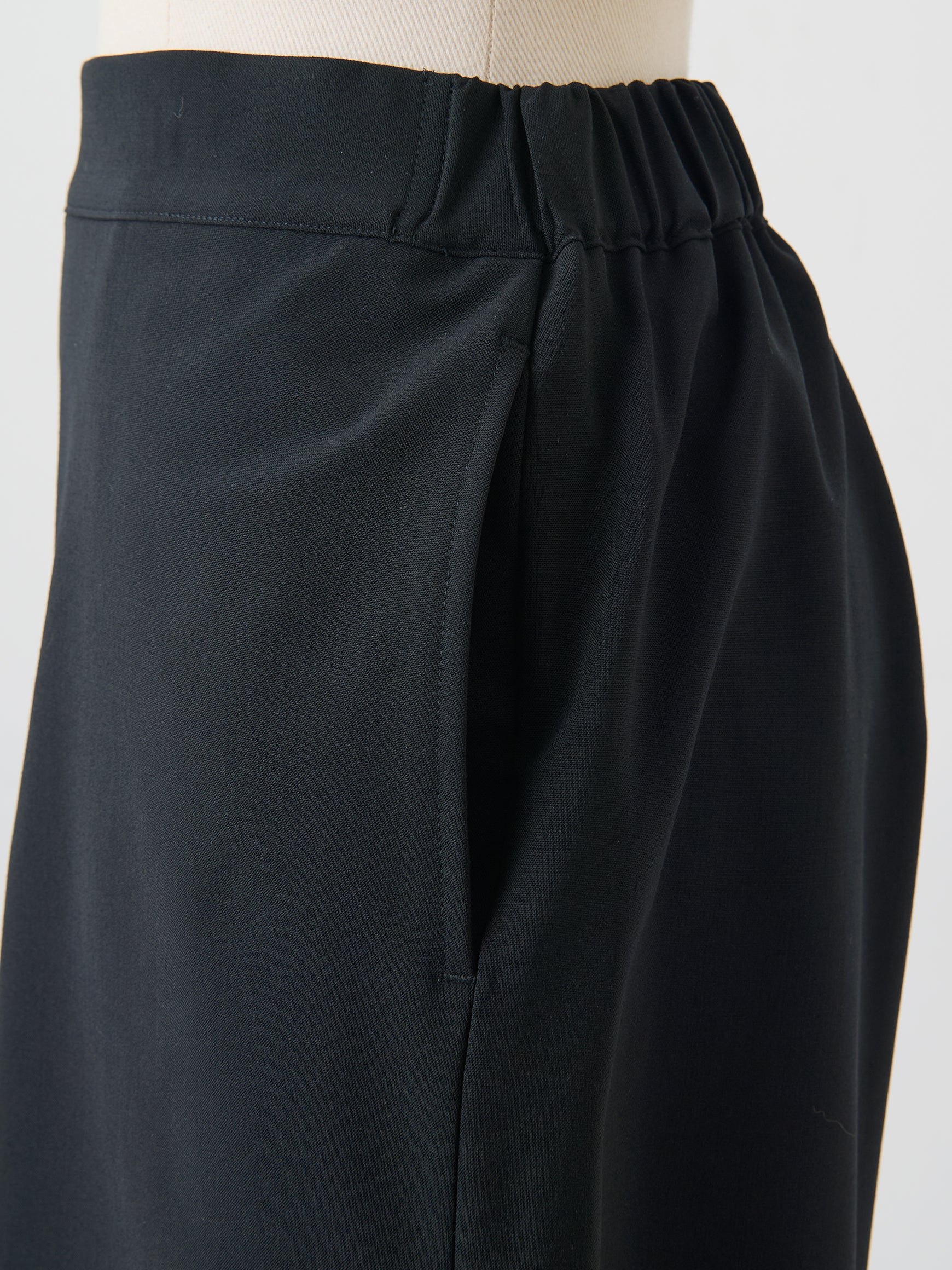 ドレープショートパンツ Georges