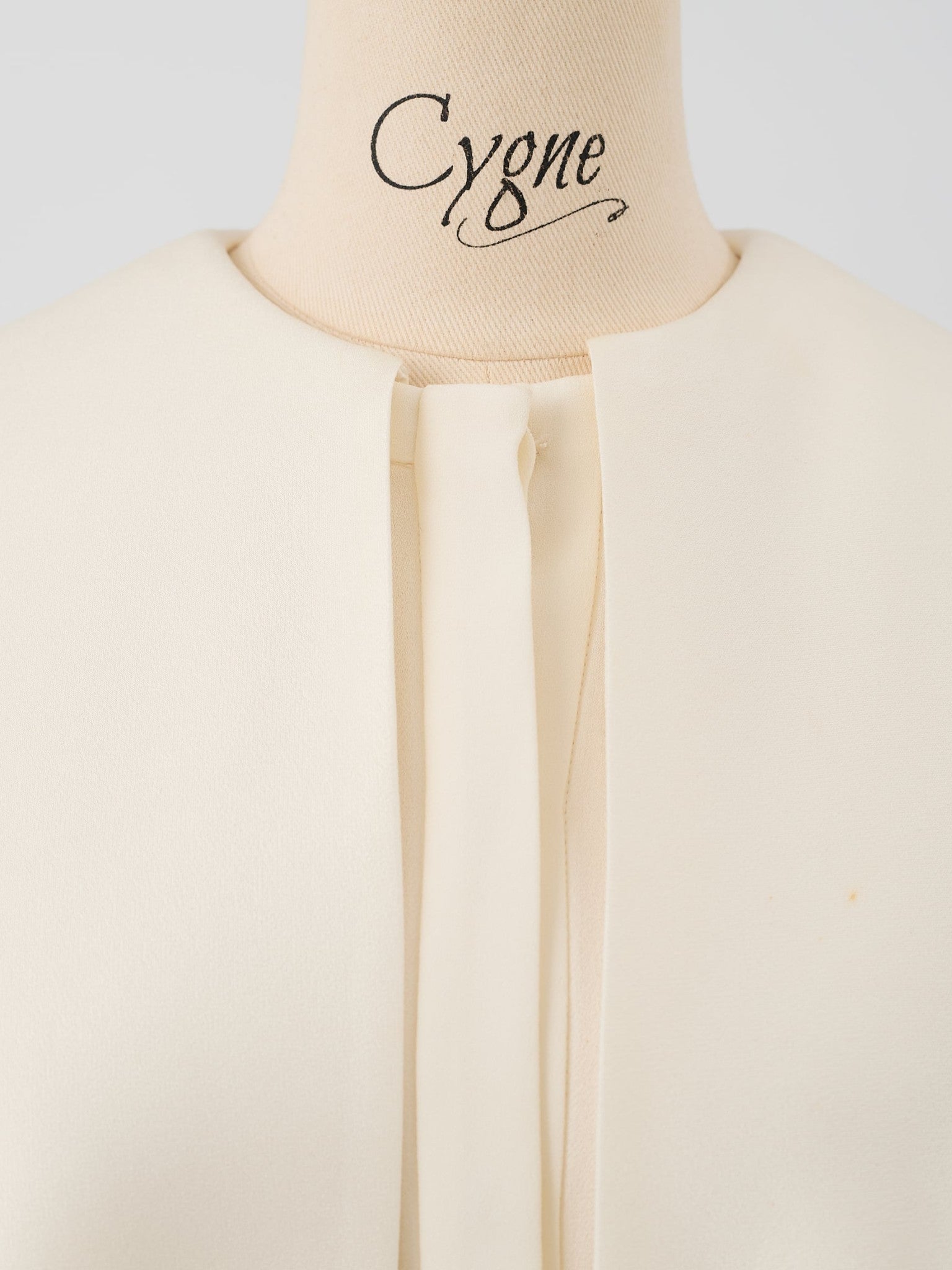 ロングカラーセーラーブラウス Agnes