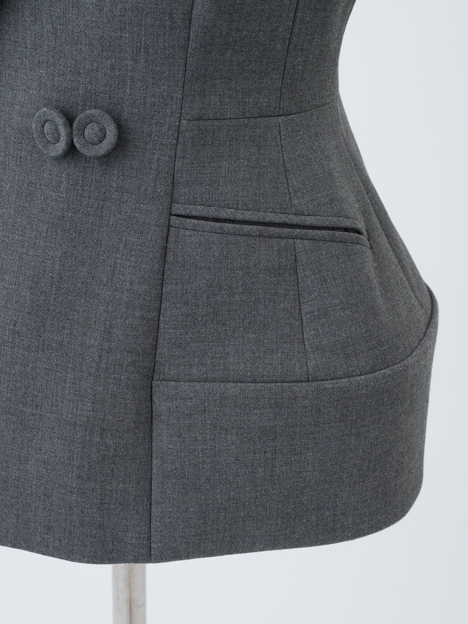 スワンジレ Valérie