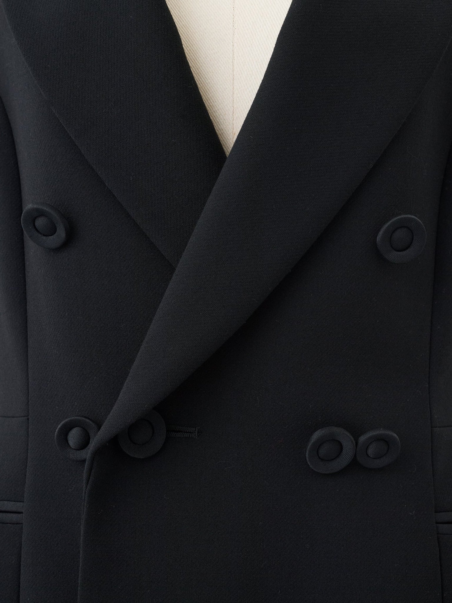 スワンジレ Valérie