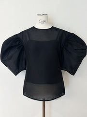 BLACK / FREE