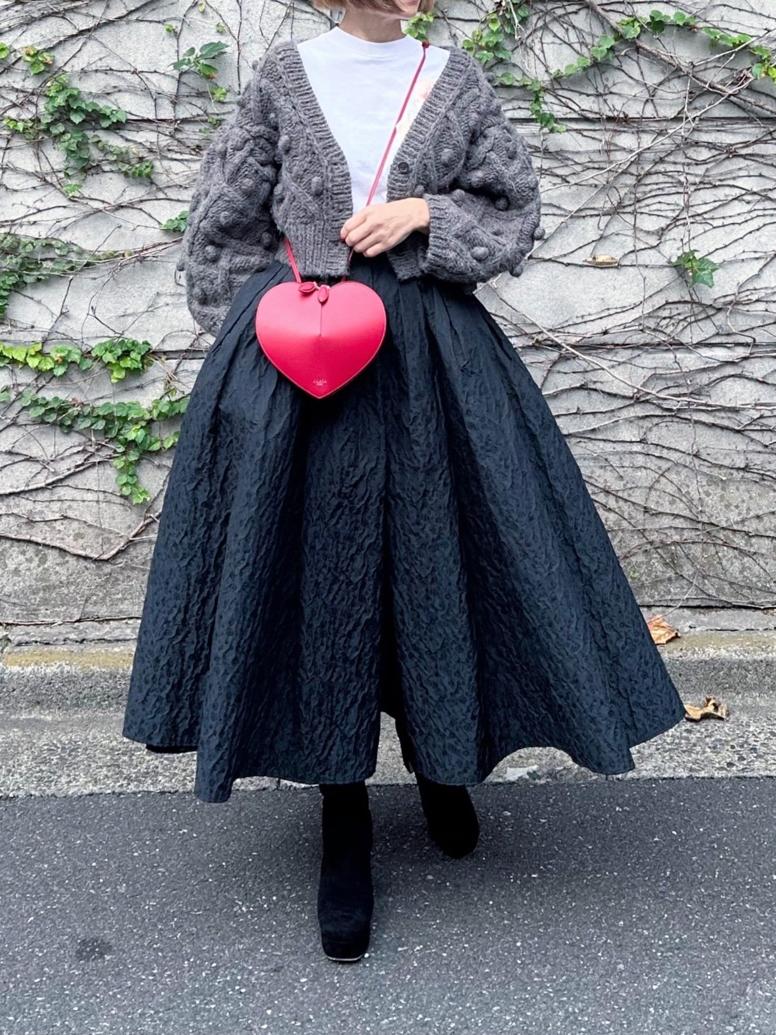 手編みポンポンカーディガン Florent