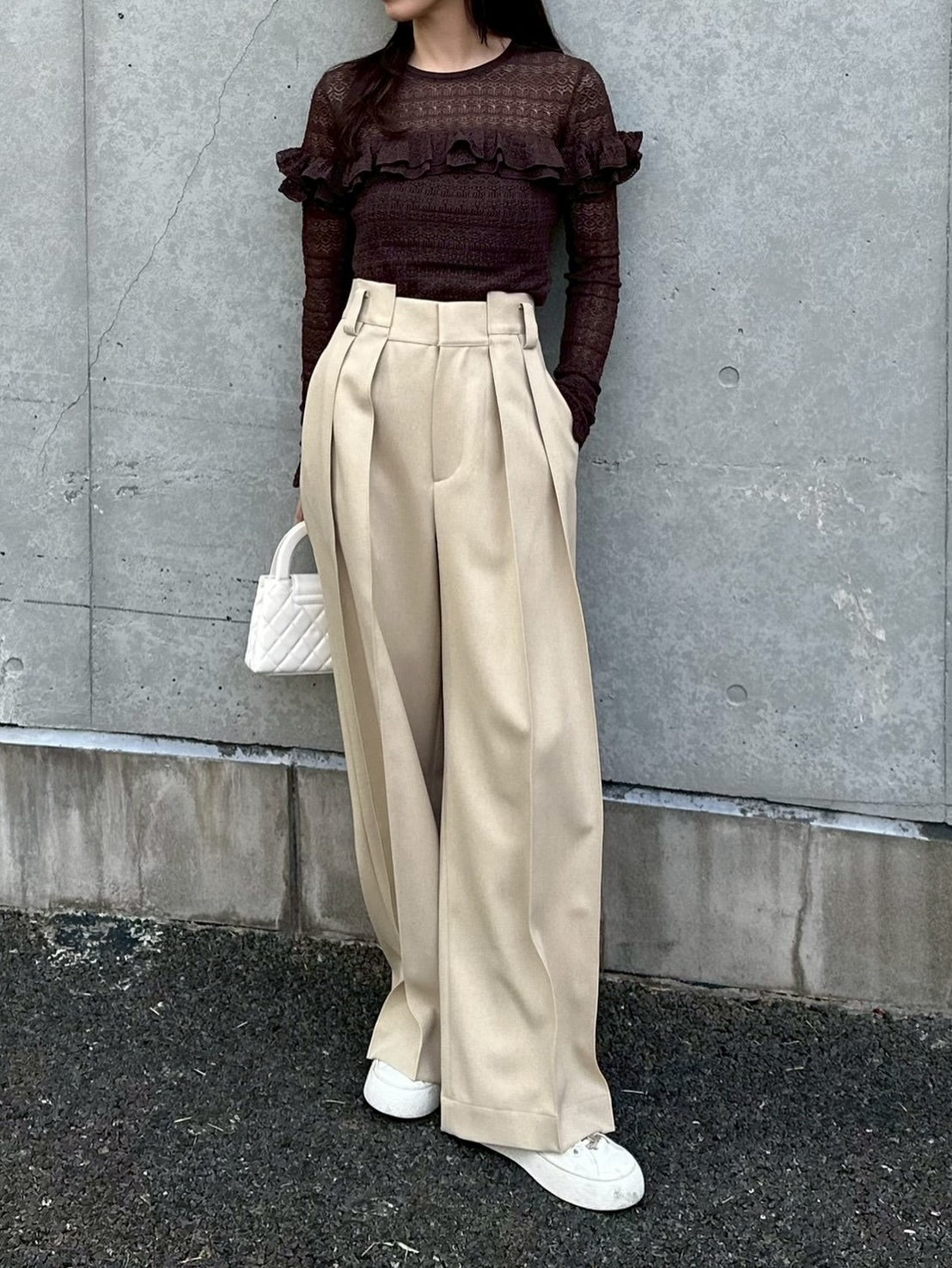 透かし柄ニットプルオーバー Nina