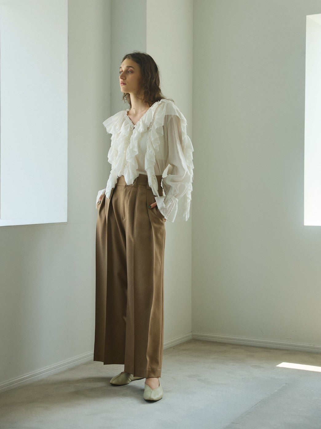 ハイウエストタックワイドパンツ Lara