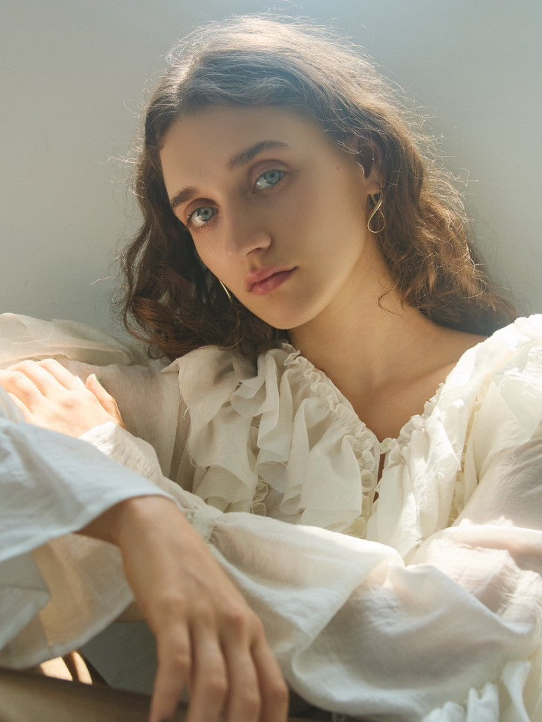 ボリュームフリルブラウス Alan