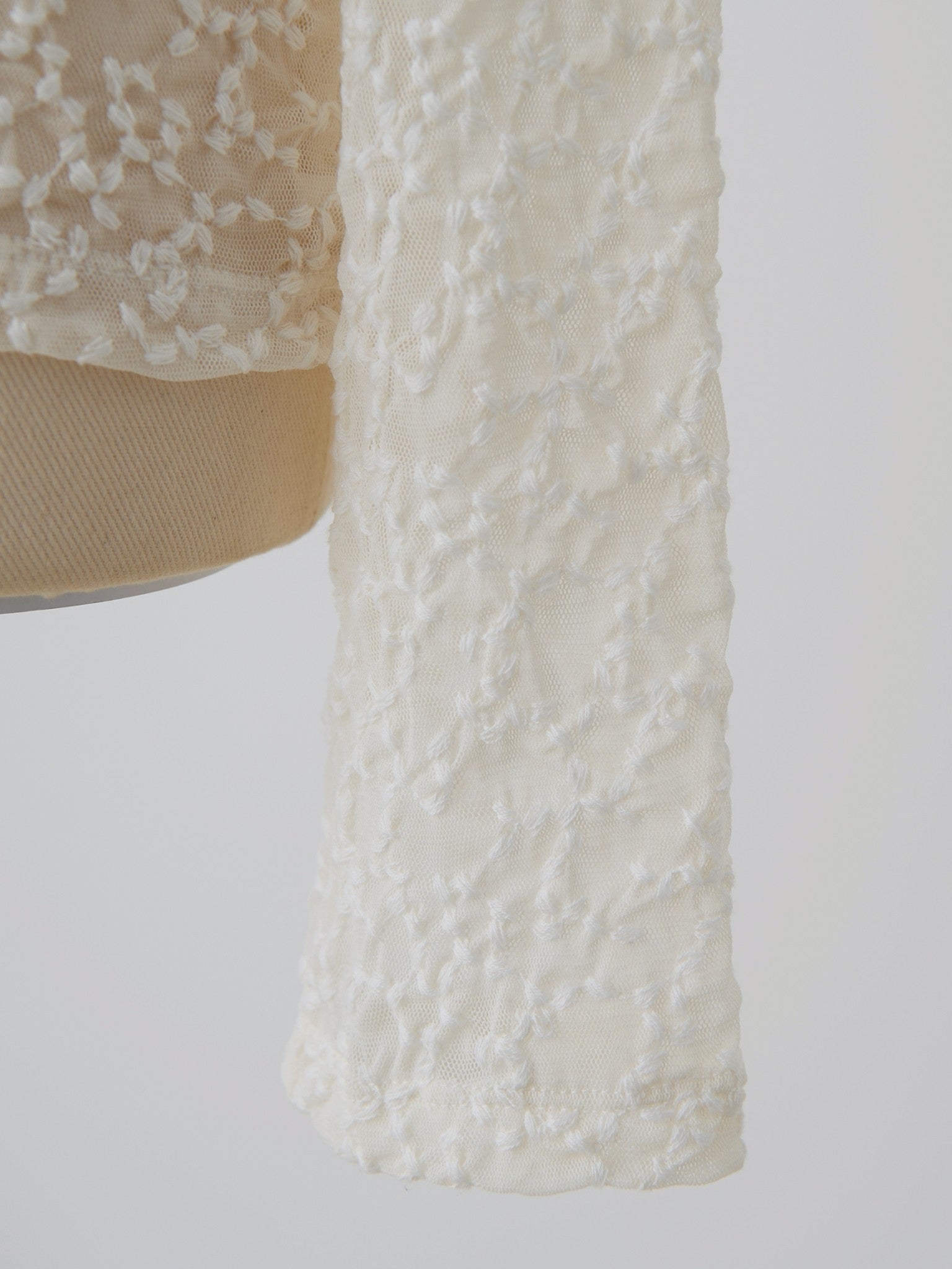 チュールレーストップス Cassy