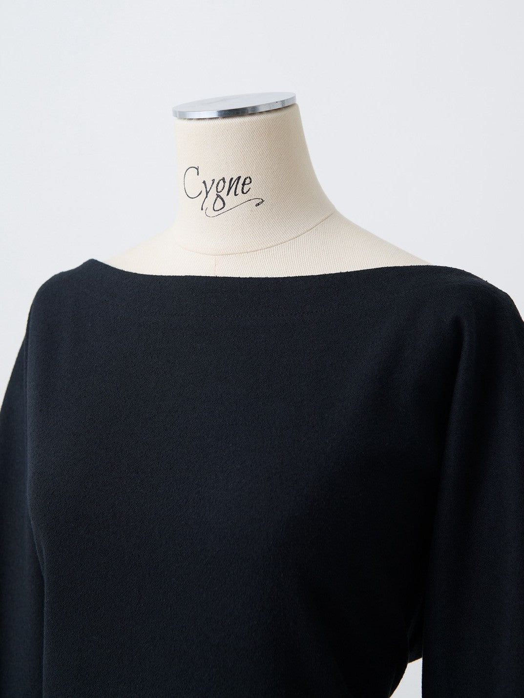 バックオープンリボントップス Come