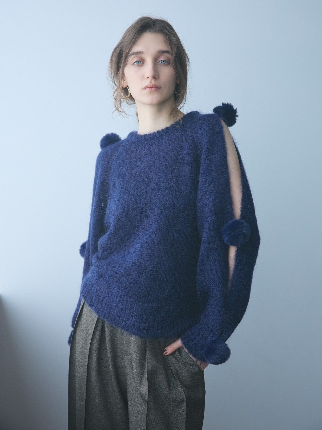 ファーポンポンニット ene