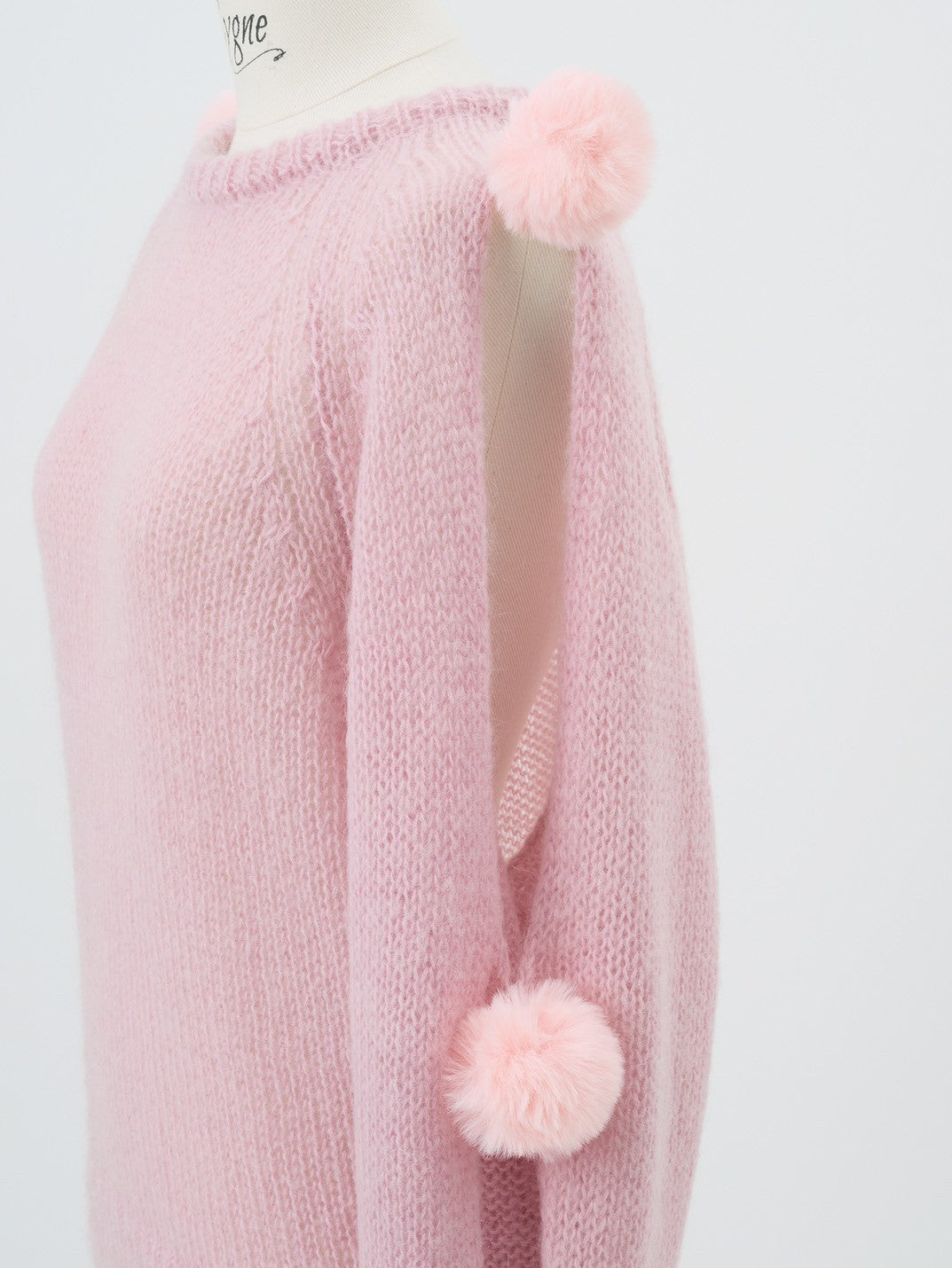 ファーポンポンニット ene