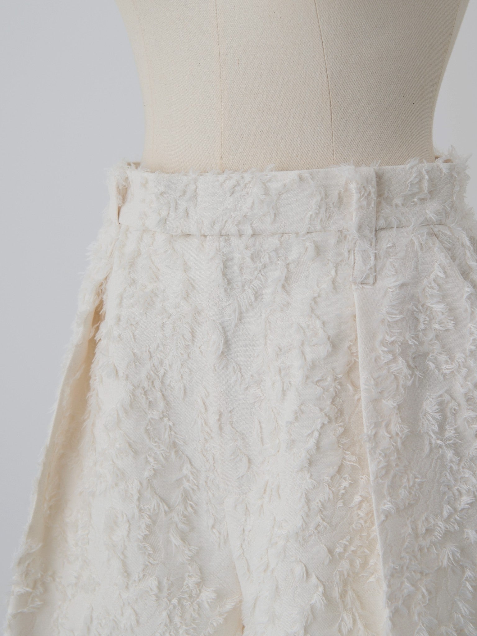 フェザーショートパンツ Erick