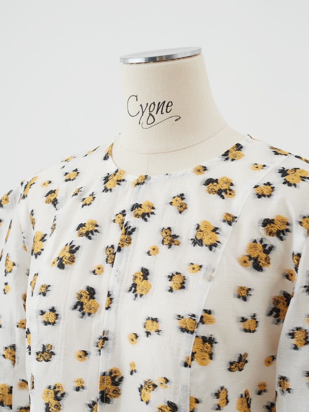 フラワージャガードトップス Floran