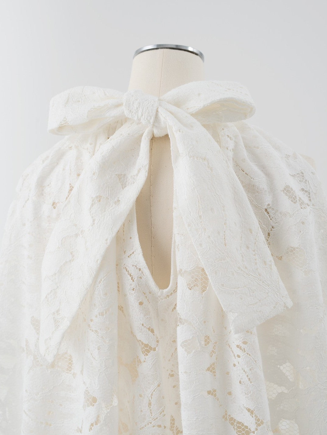 Lace balloon top Nico