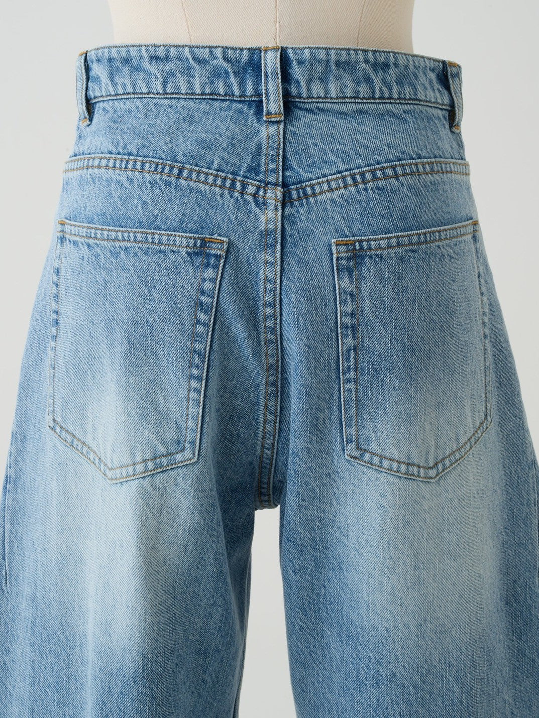 カーヴィーデニム Rem