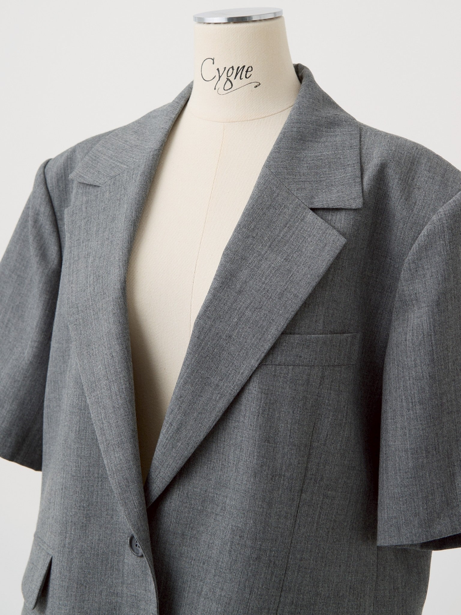 半袖ジャケット Rey