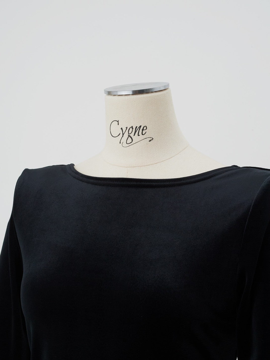 バックオープンベロアトップス Riane