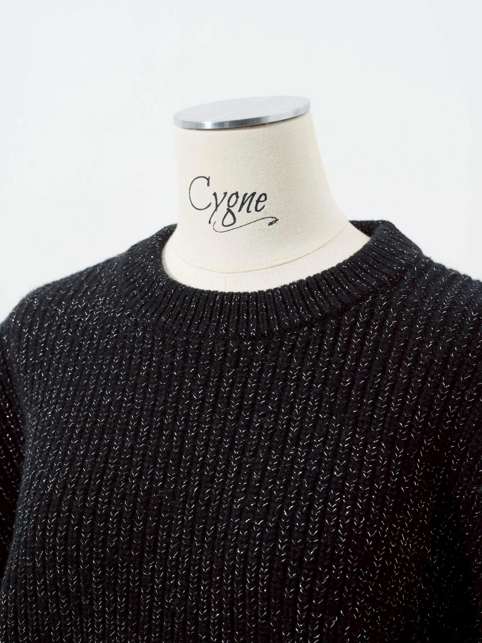 ポイントショルダーラメニット Serine