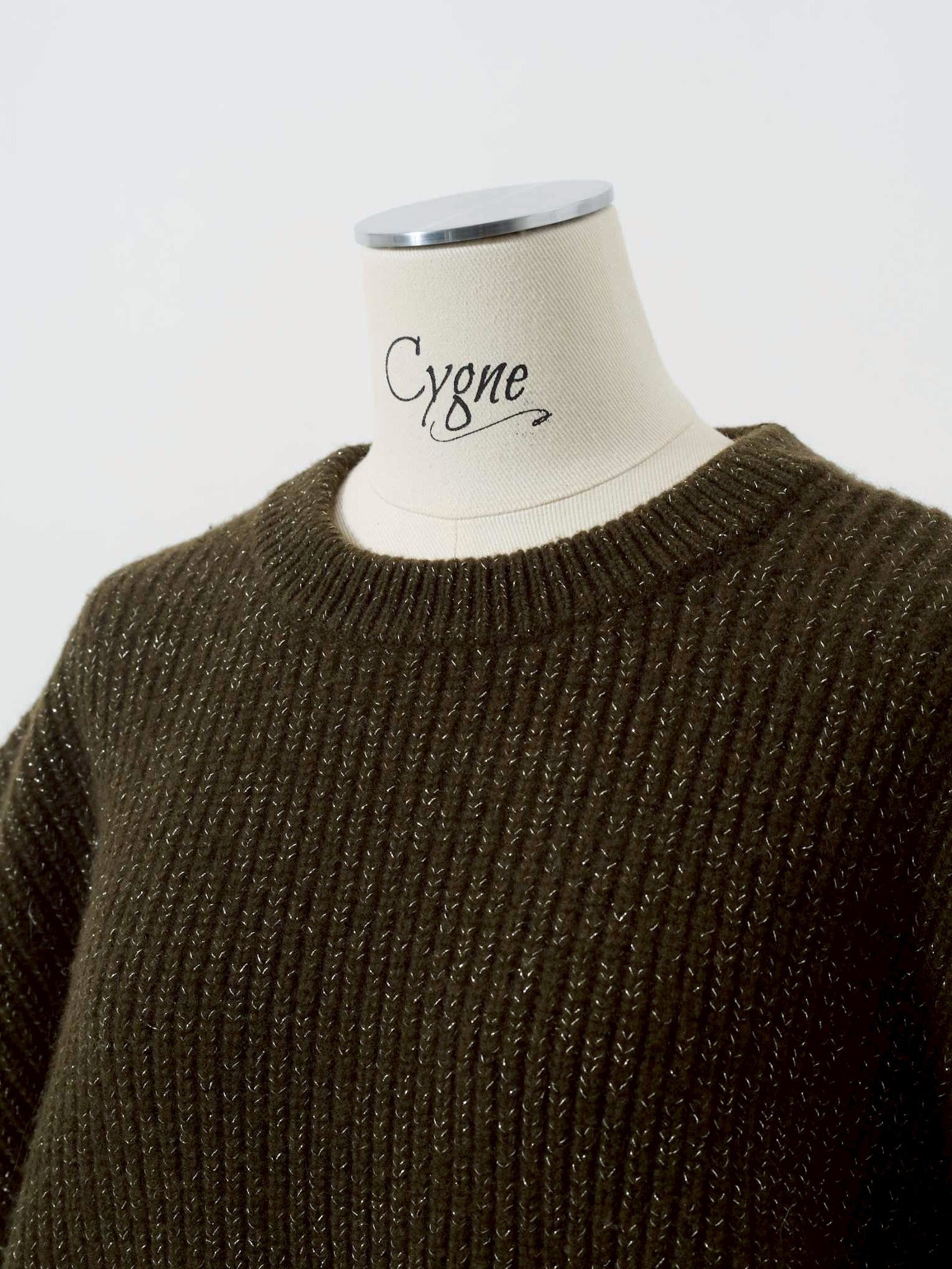 ポイントショルダーラメニット Serine