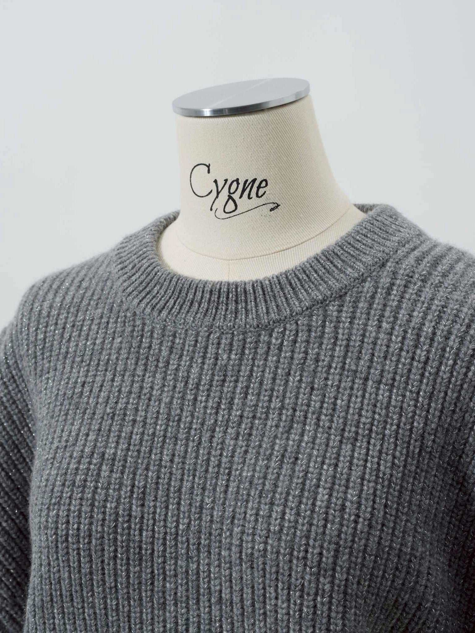 ポイントショルダーラメニット Serine