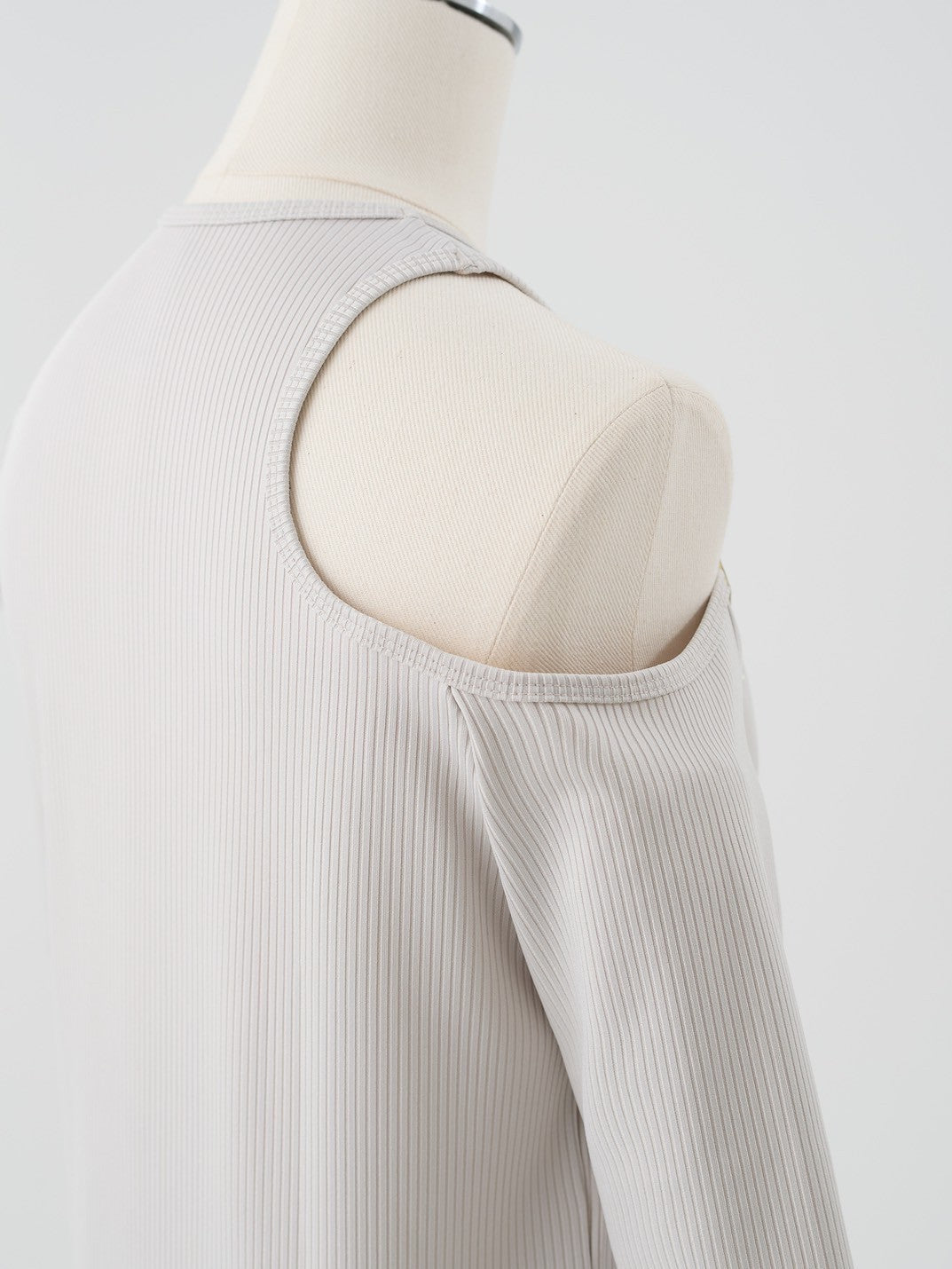 ワンショルダーオープンTシャツ muru