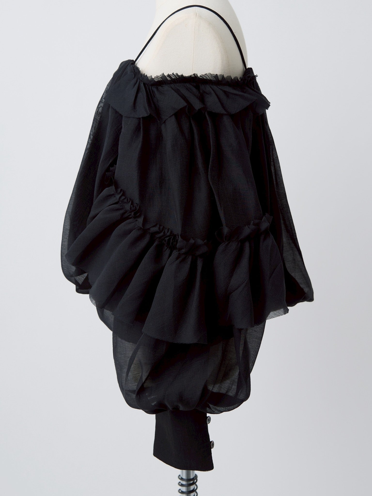 ソフトローンオフショルブラウス Yuna