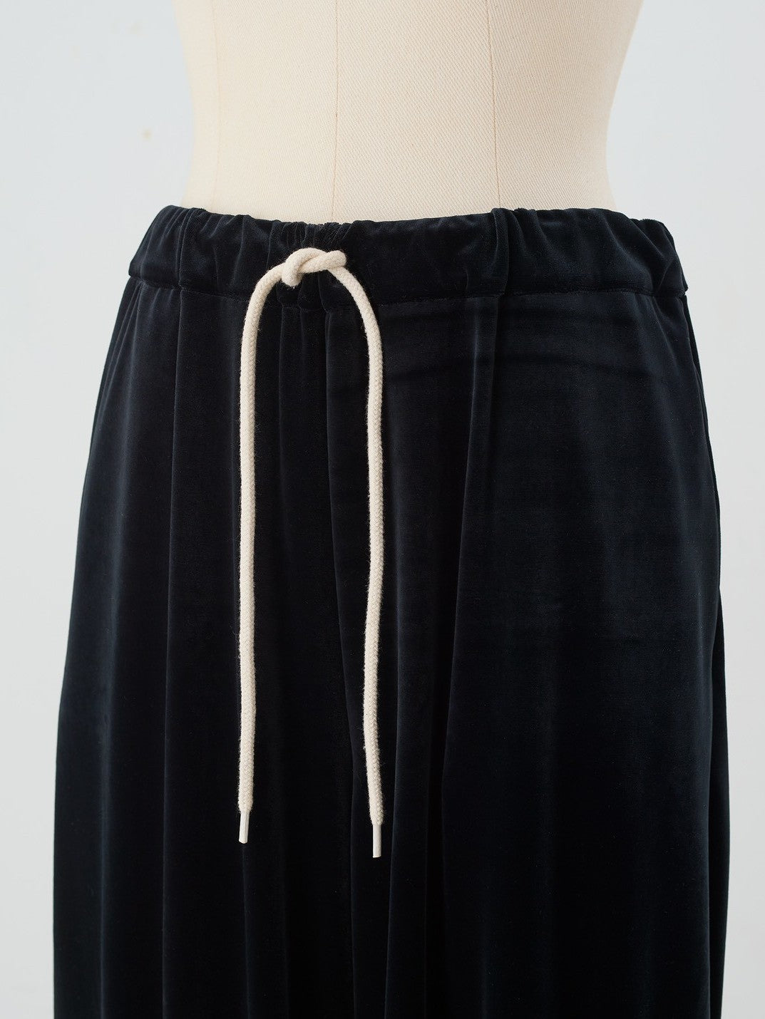 ベロアパンツ Silvie