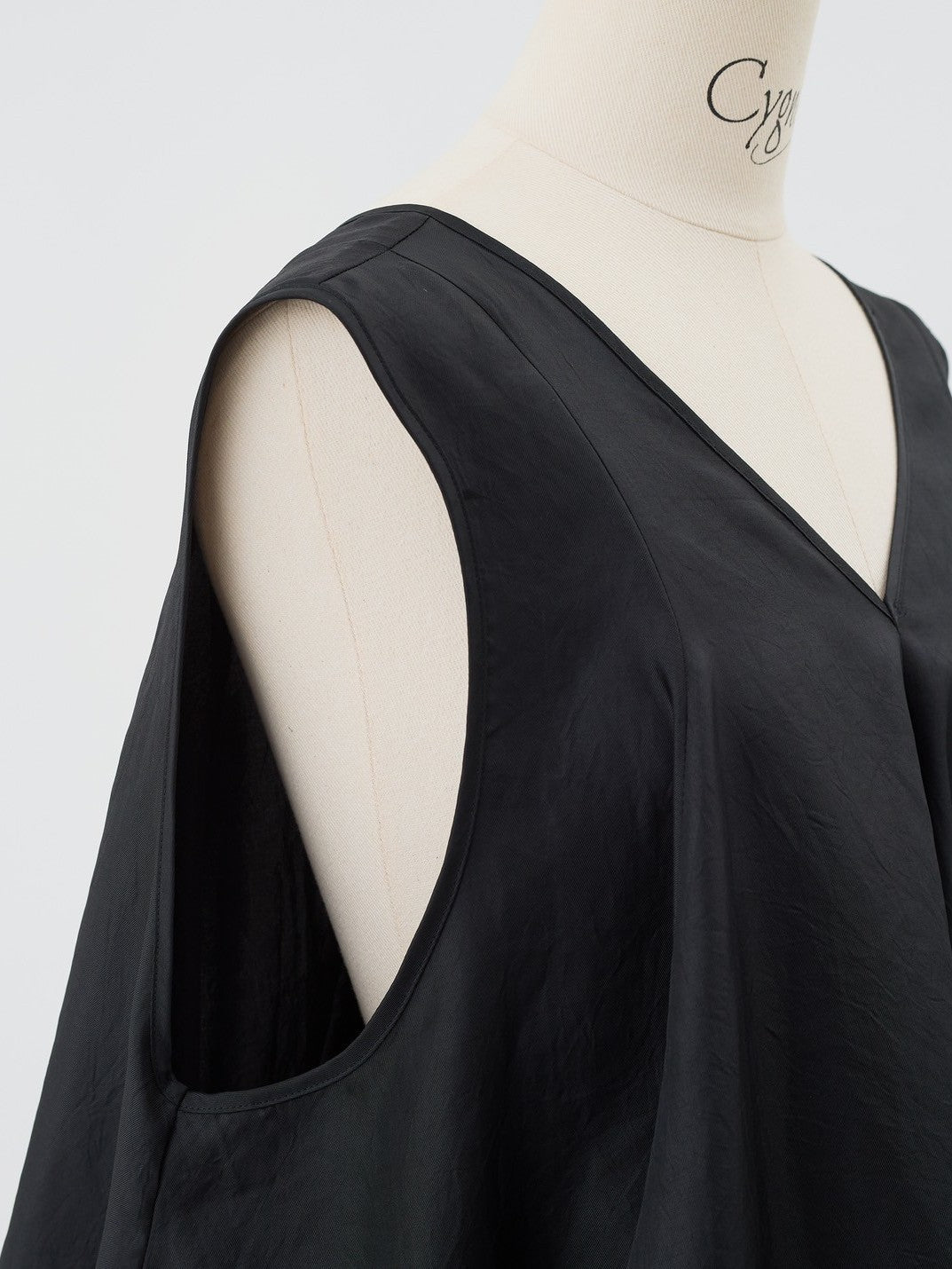 Jean flared frill top