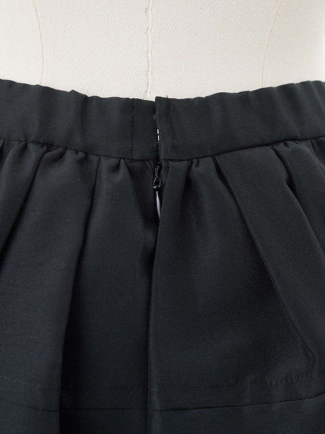 ドラマチックシアースカート mone