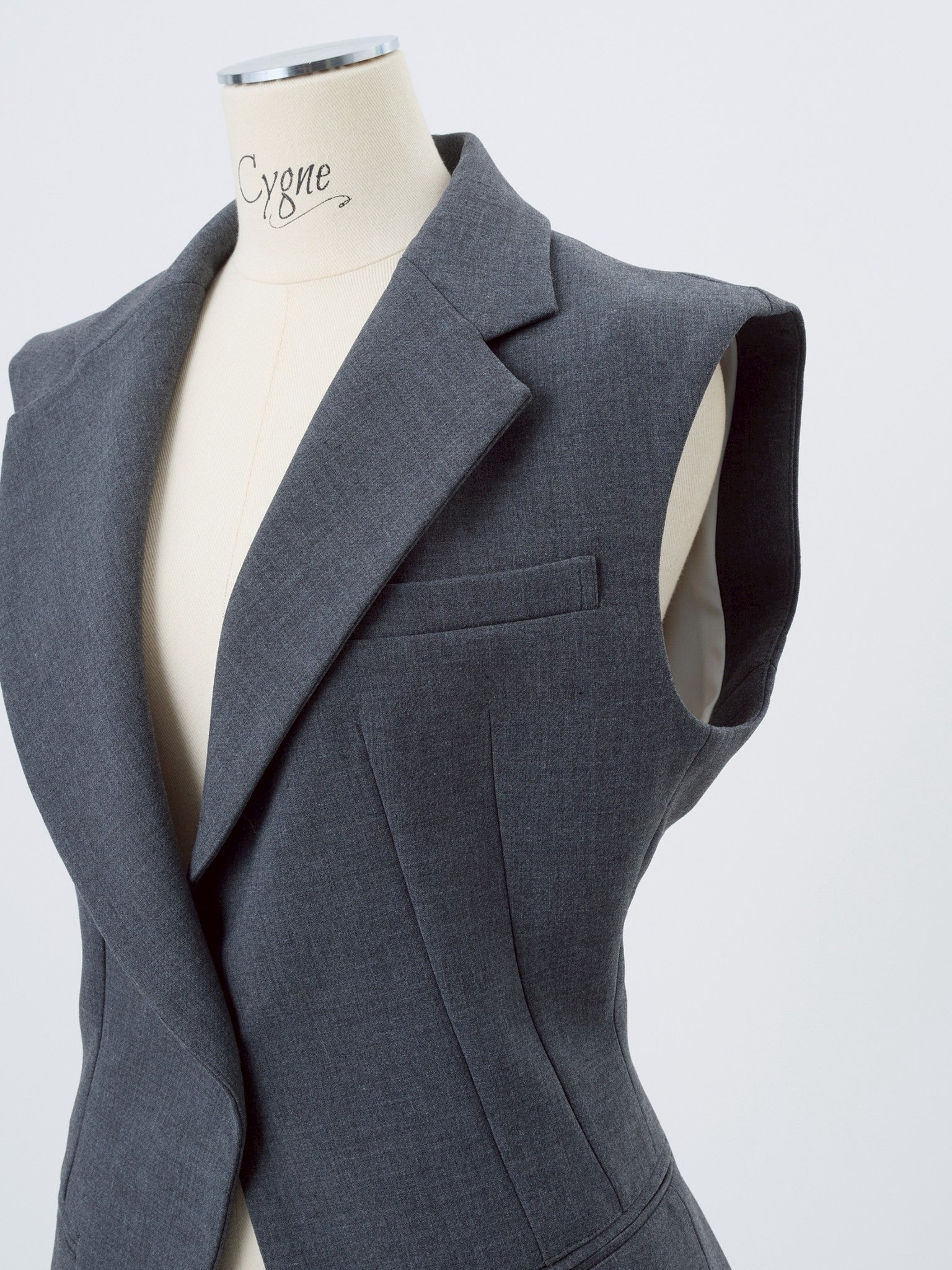 エンビジレ vivien