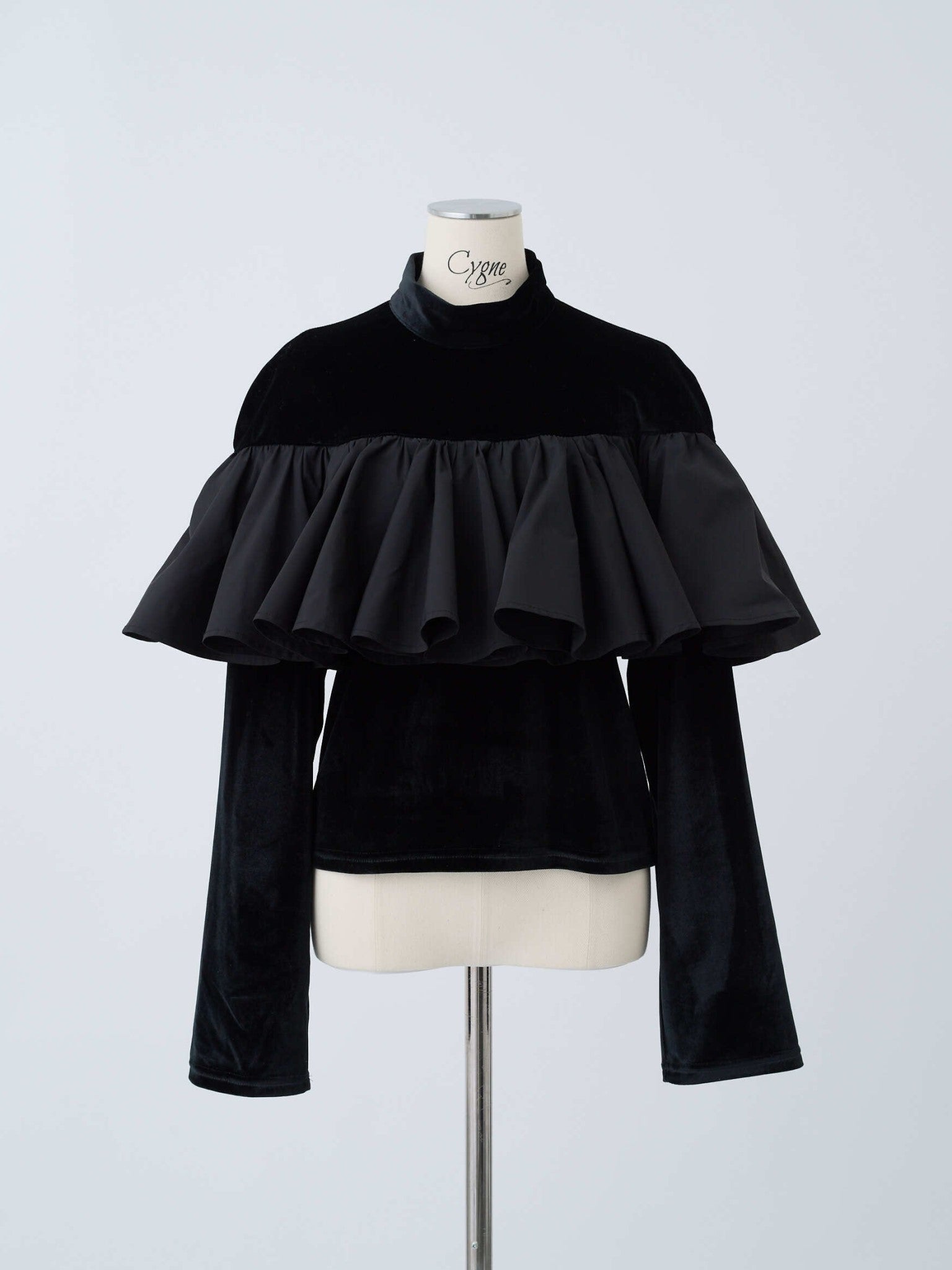 ベロアフロントフリルトップス Angeli