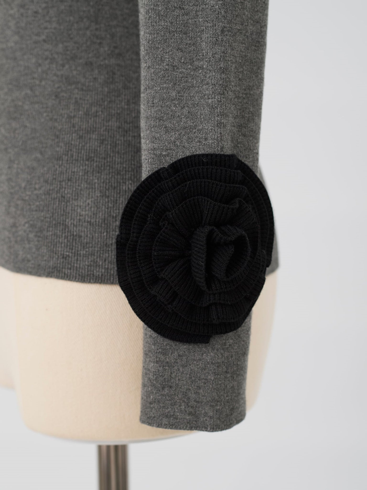 ローズタートルニット ette