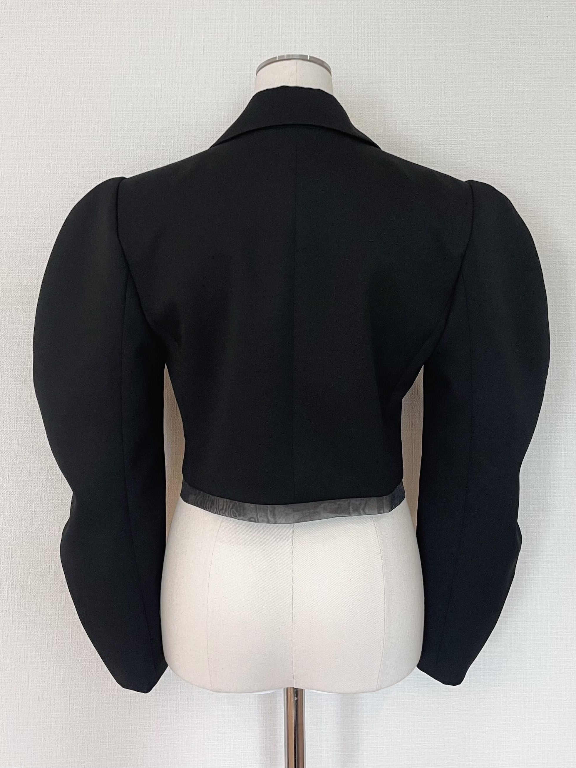 Lionel Curved Sleeve Short Jacket