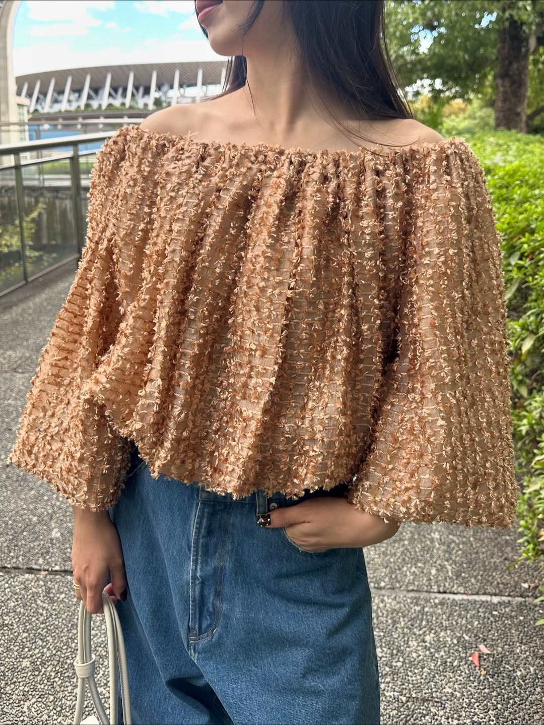 カットジャガードオフショルブラウス Nonce｜Cygne(シーニュ) 公式サイト