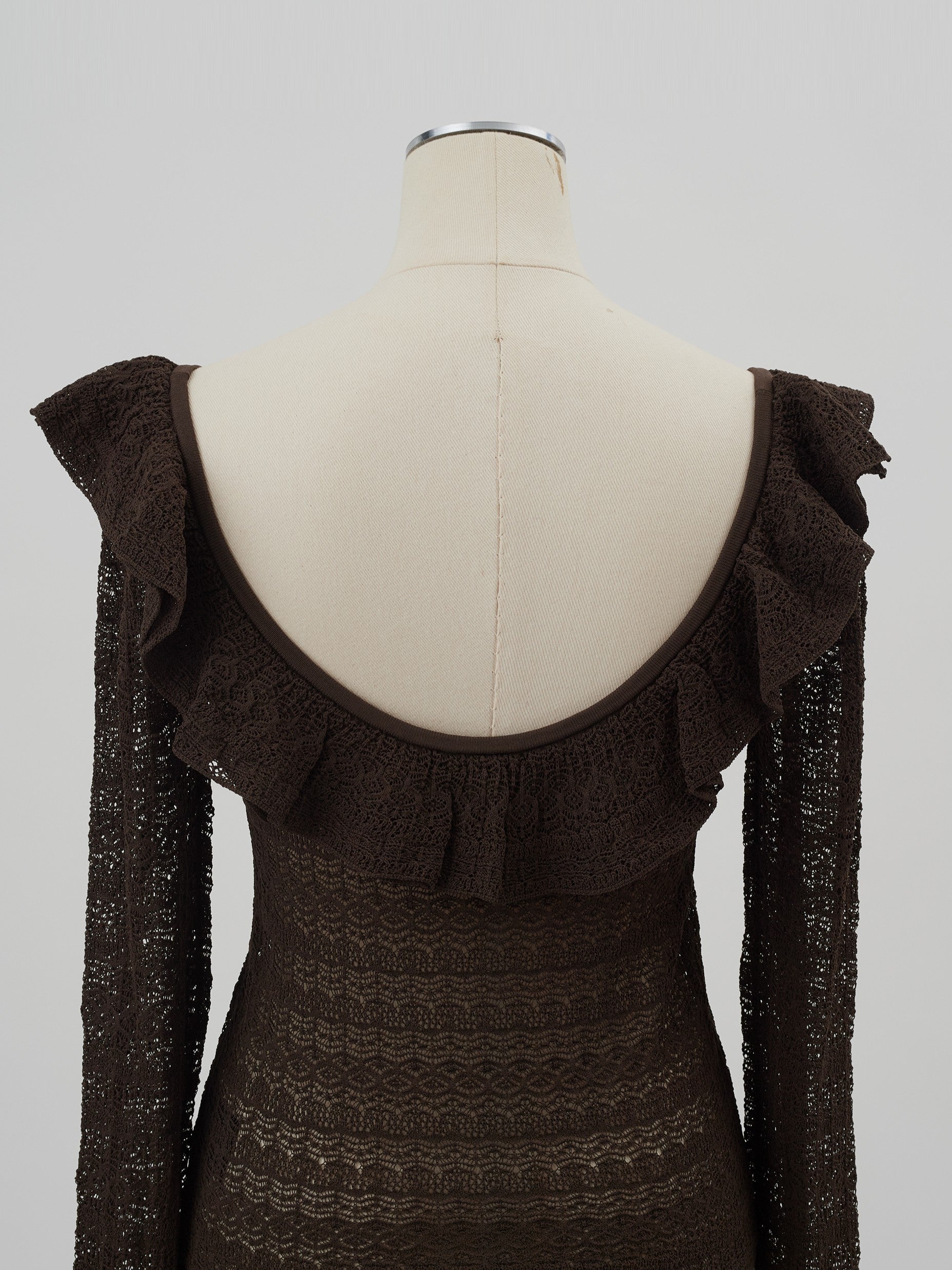 透かし編みフリルニット Tommy｜Cygne(シーニュ) 公式サイト