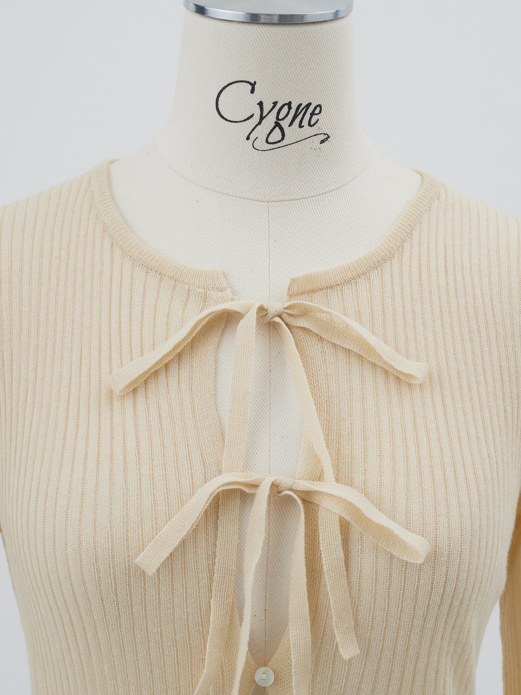 前開きリボンニット Moran｜Cygne(シーニュ) 公式サイト