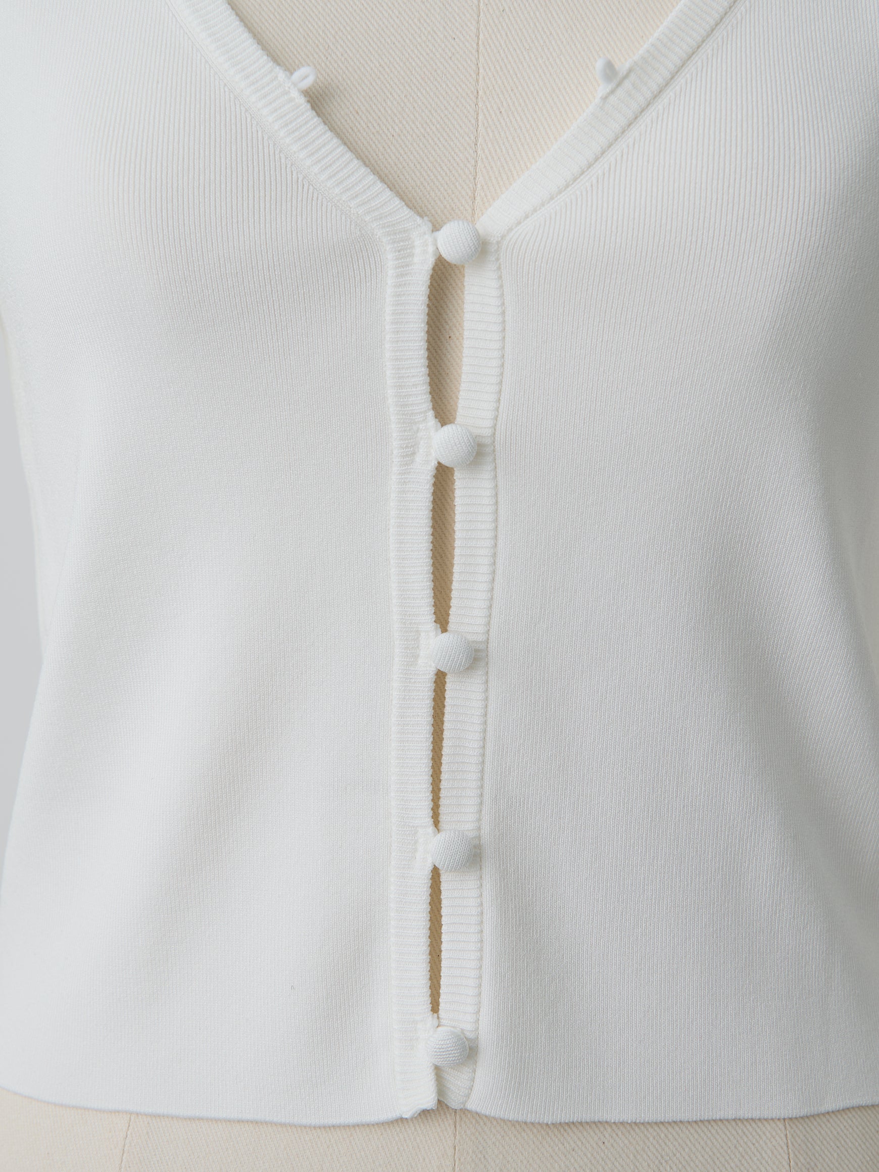 Vネックカーディガン Carine