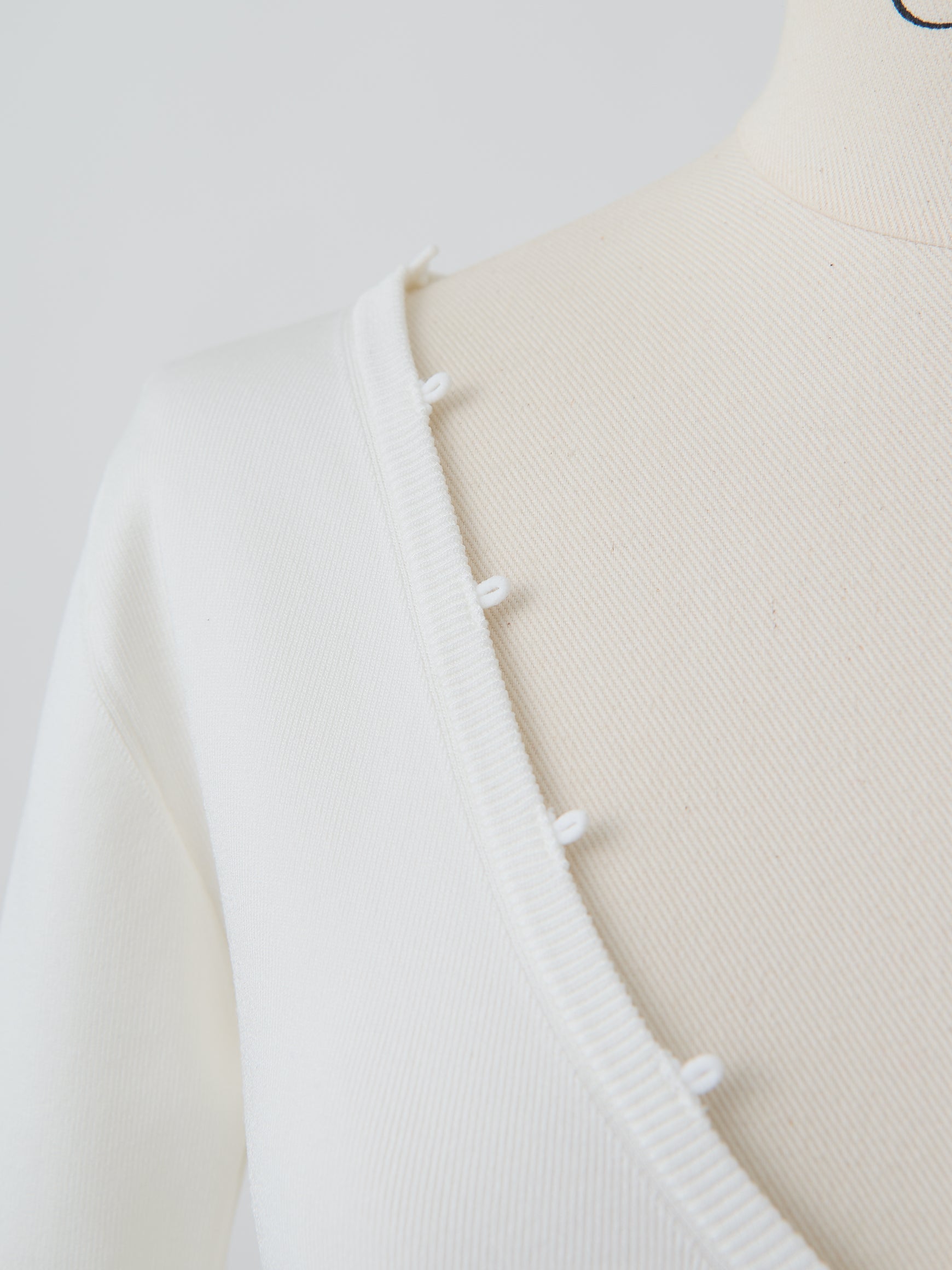 Vネックカーディガン Carine