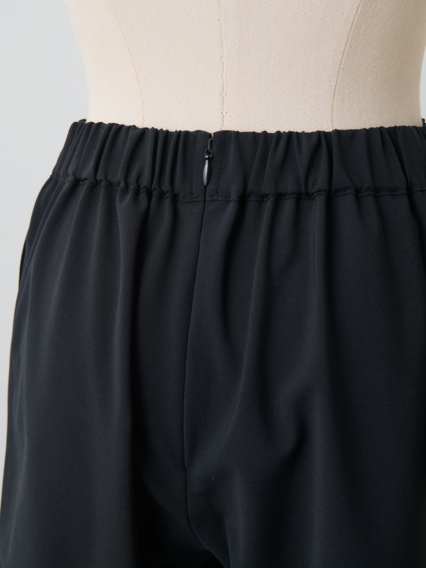 ドレープショートパンツ Georges