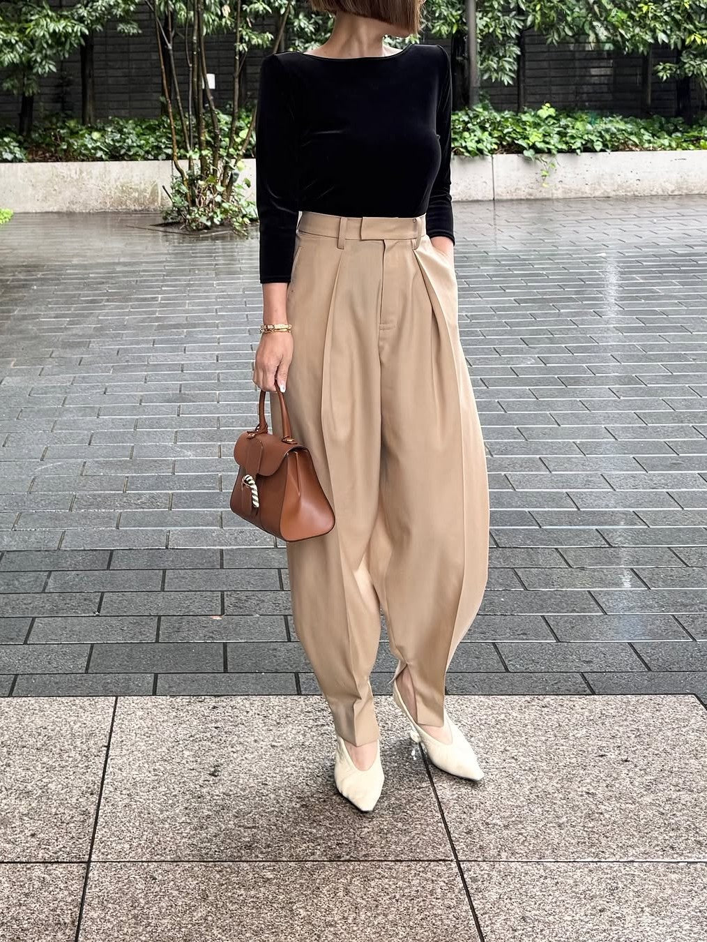 シーニュ cygne パンツ ベージュ オーバータックパンツ rome ベージュ｜Cygne(シーニュ) 公式サイト