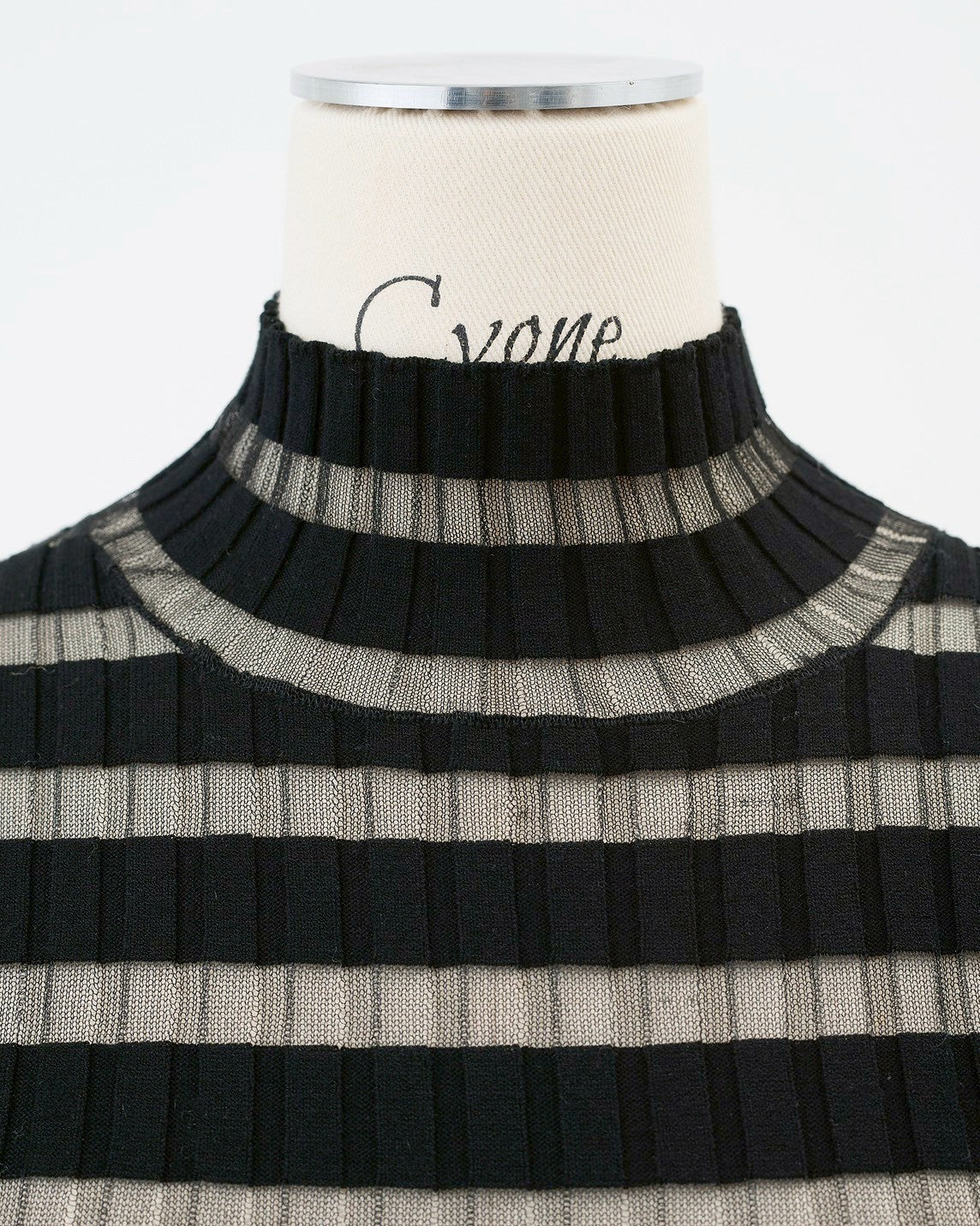 シアーボーダータートル Emme｜Cygne(シーニュ) 公式サイト