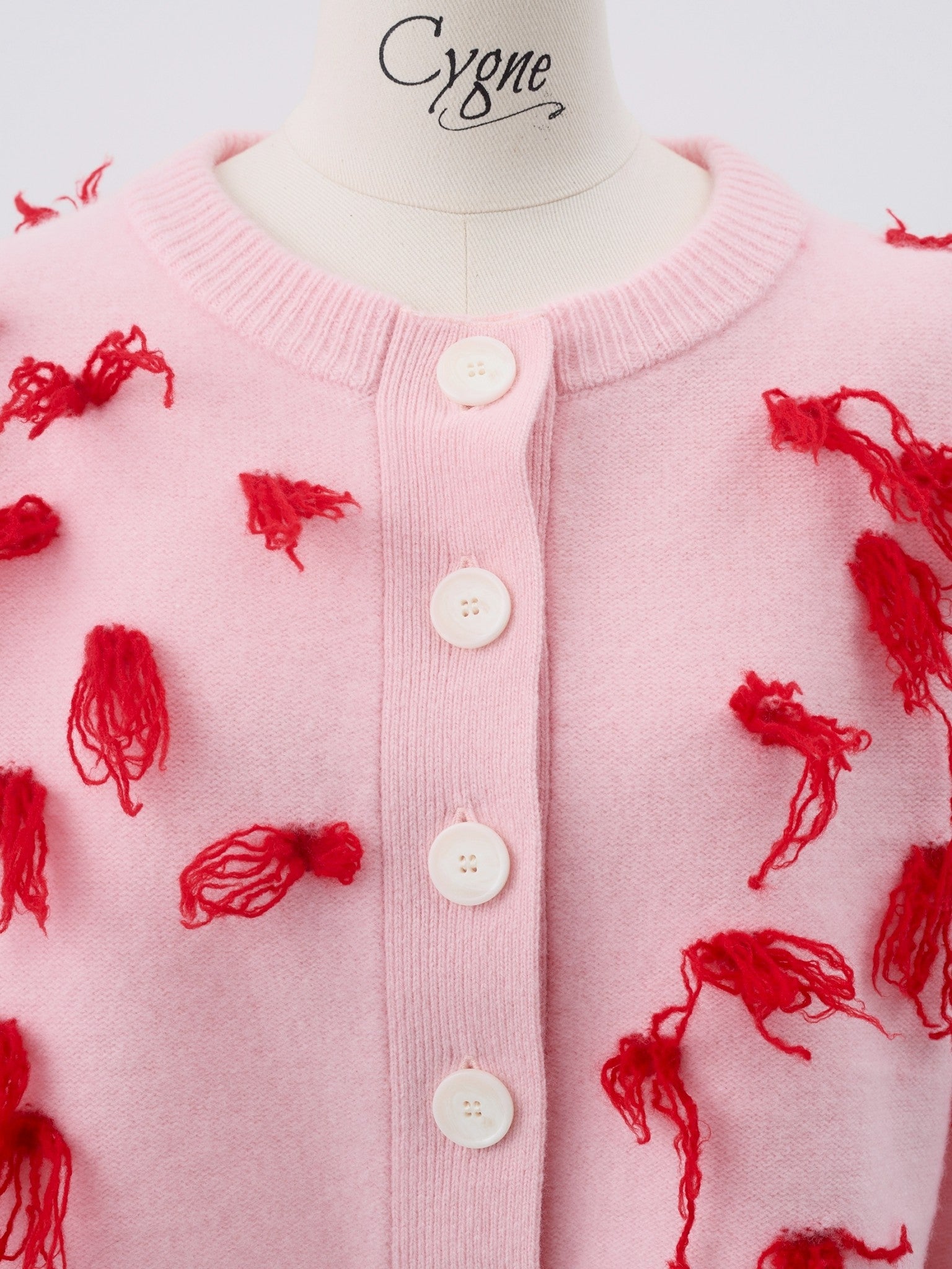 モユル　萌　MOYURU 新品　変形ニットカーディガン モユル 萌 MOYURU 変形ニットカーディガン