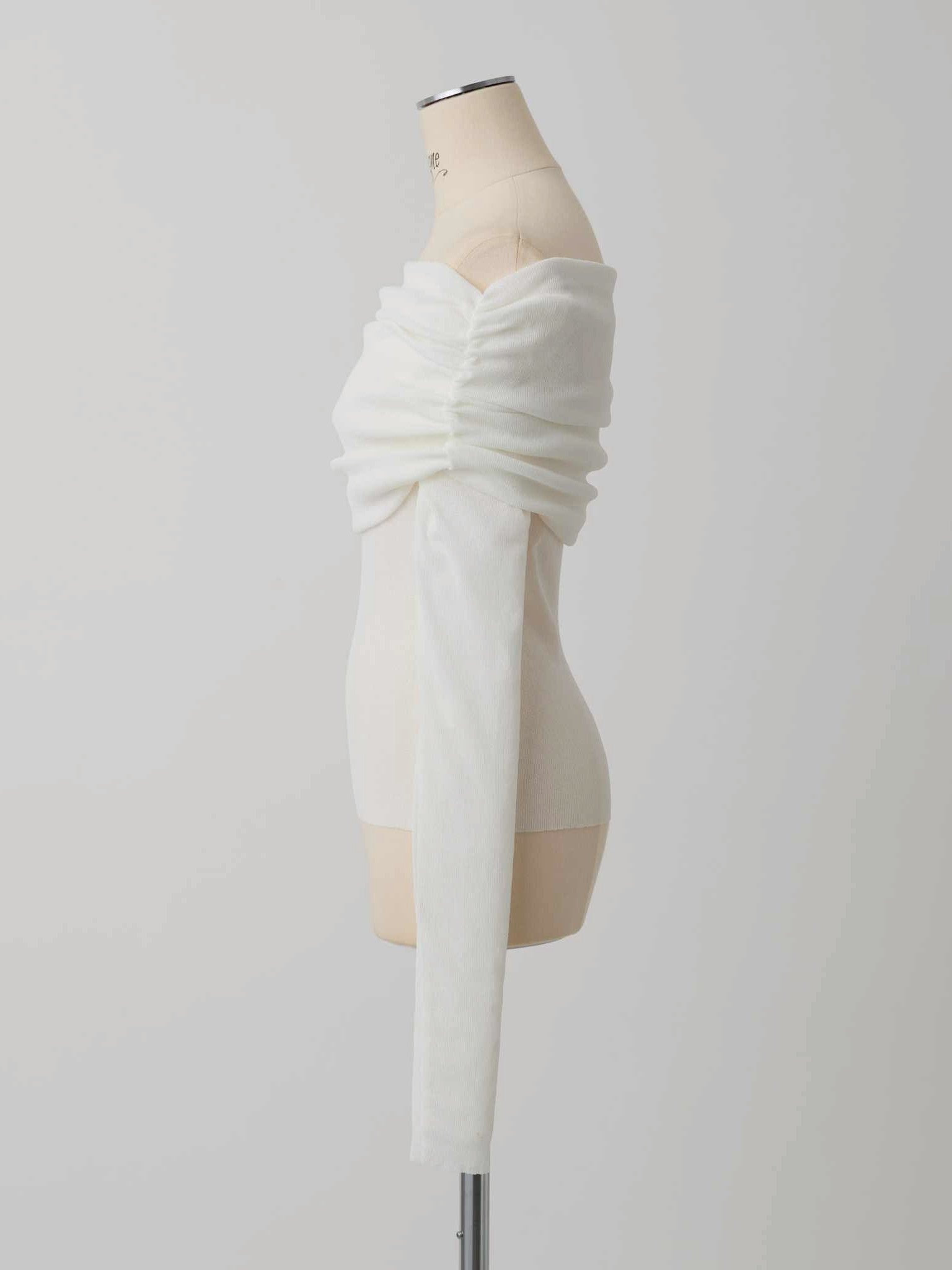 cygne  ギャザーオフショルダー　ホワイト ギャザーハンドルシャーリングショルダーバッグ
