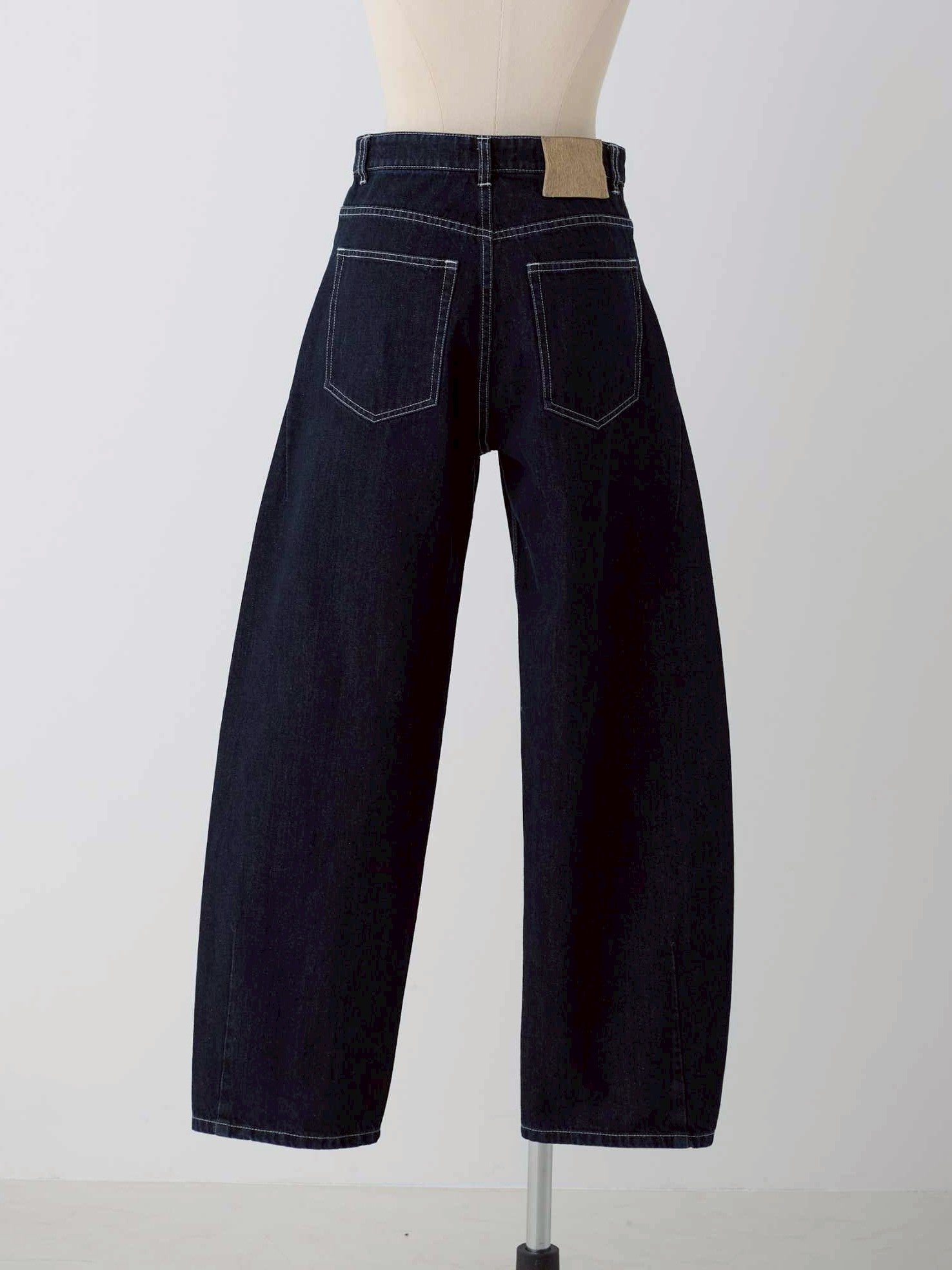 カーヴィーデニム Rem  - ブラック