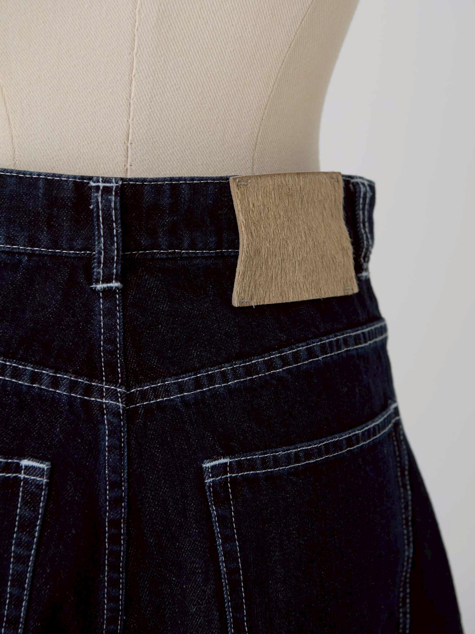 カーヴィーデニム Rem  - ブラック