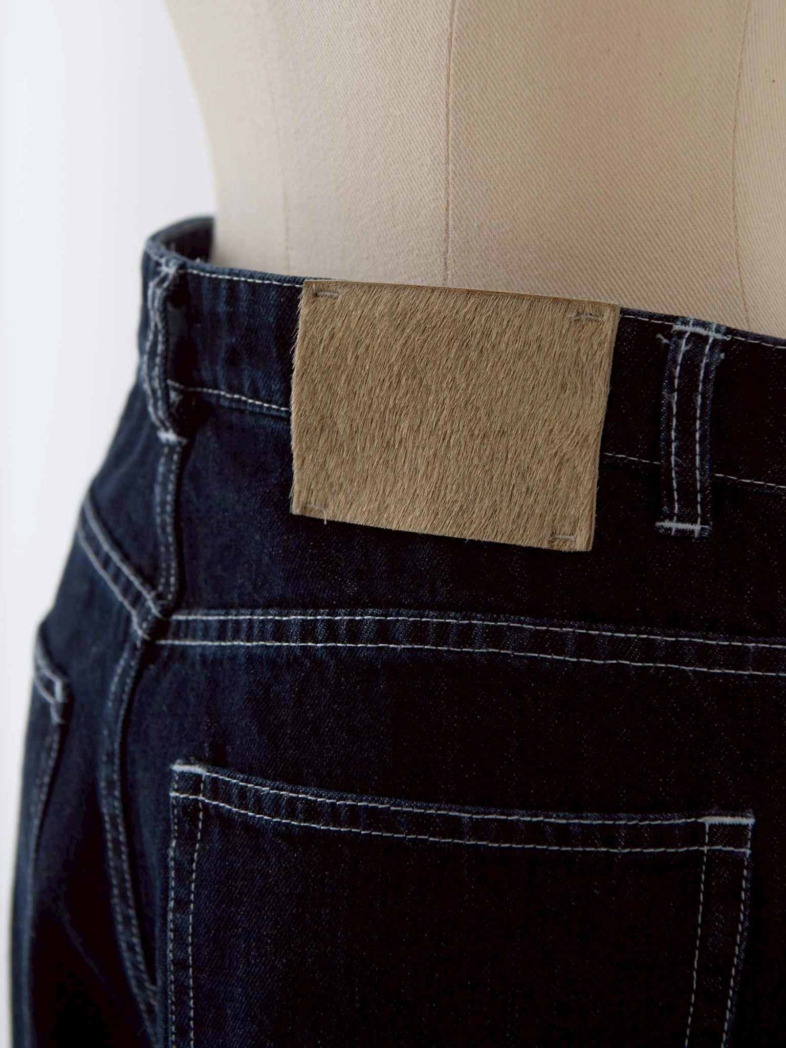 カーヴィーデニム Rem  - ブラック