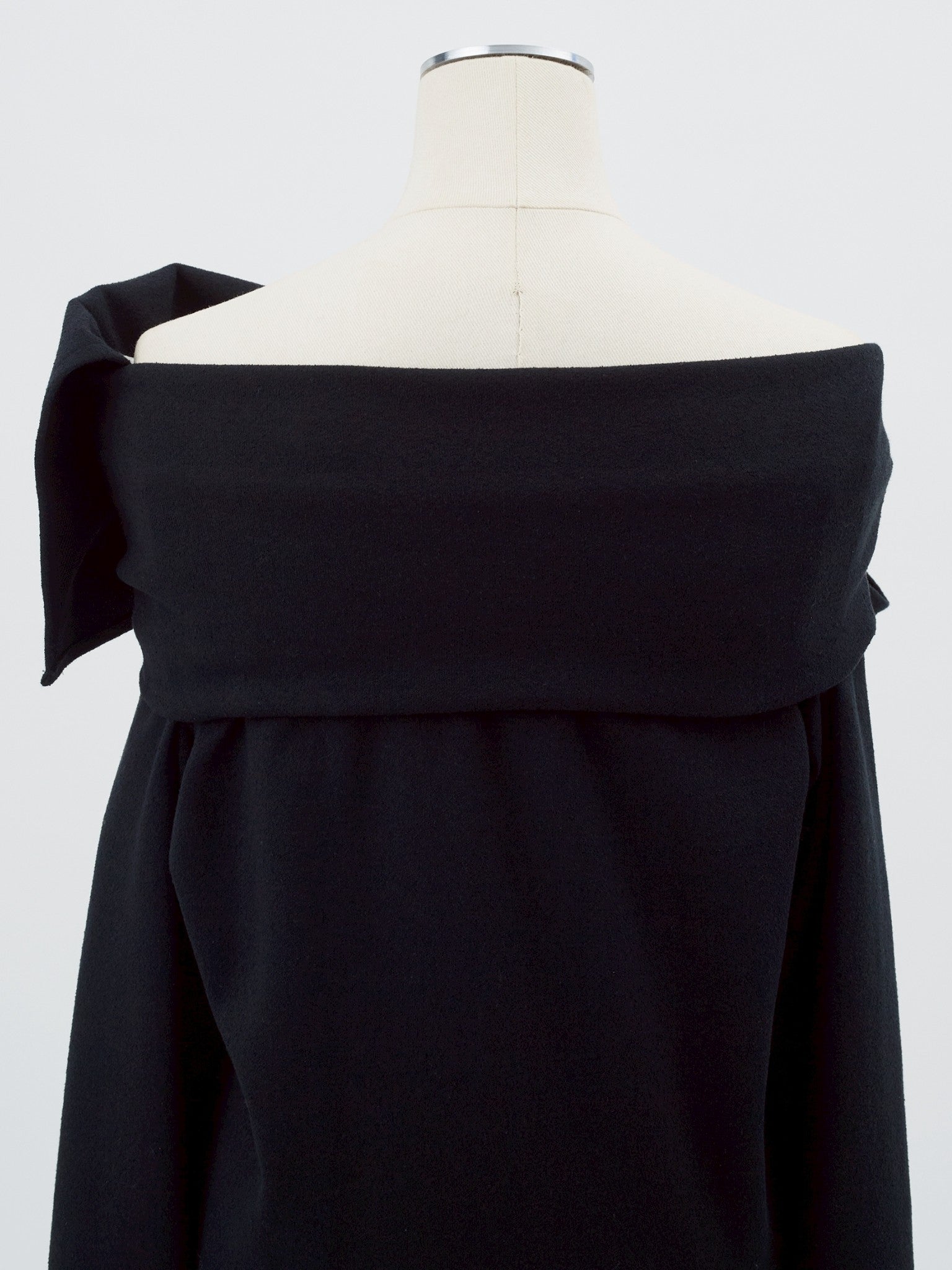 ブークレリボンオフショルトップス Roch