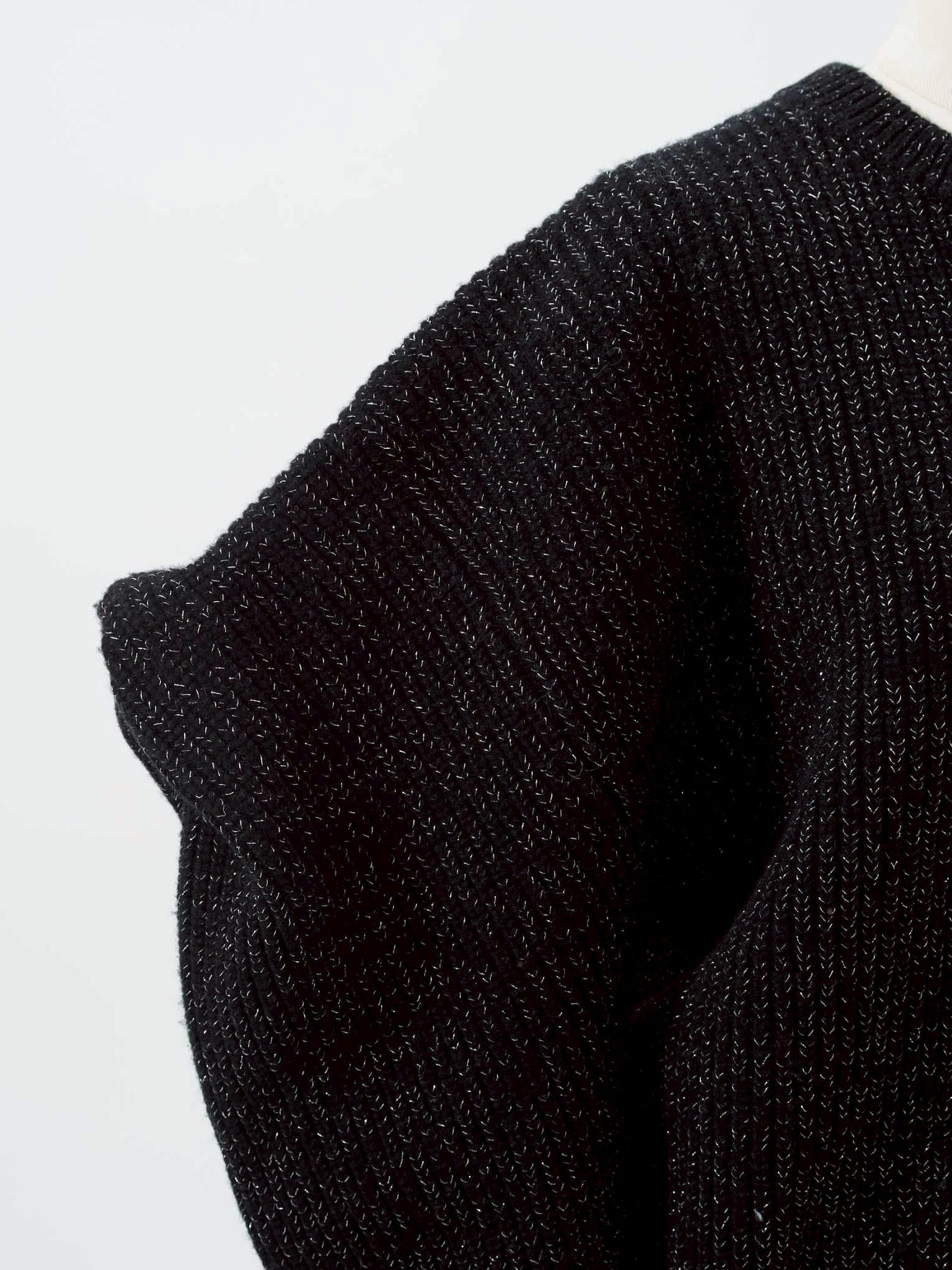 ポイントショルダーラメニット Serine