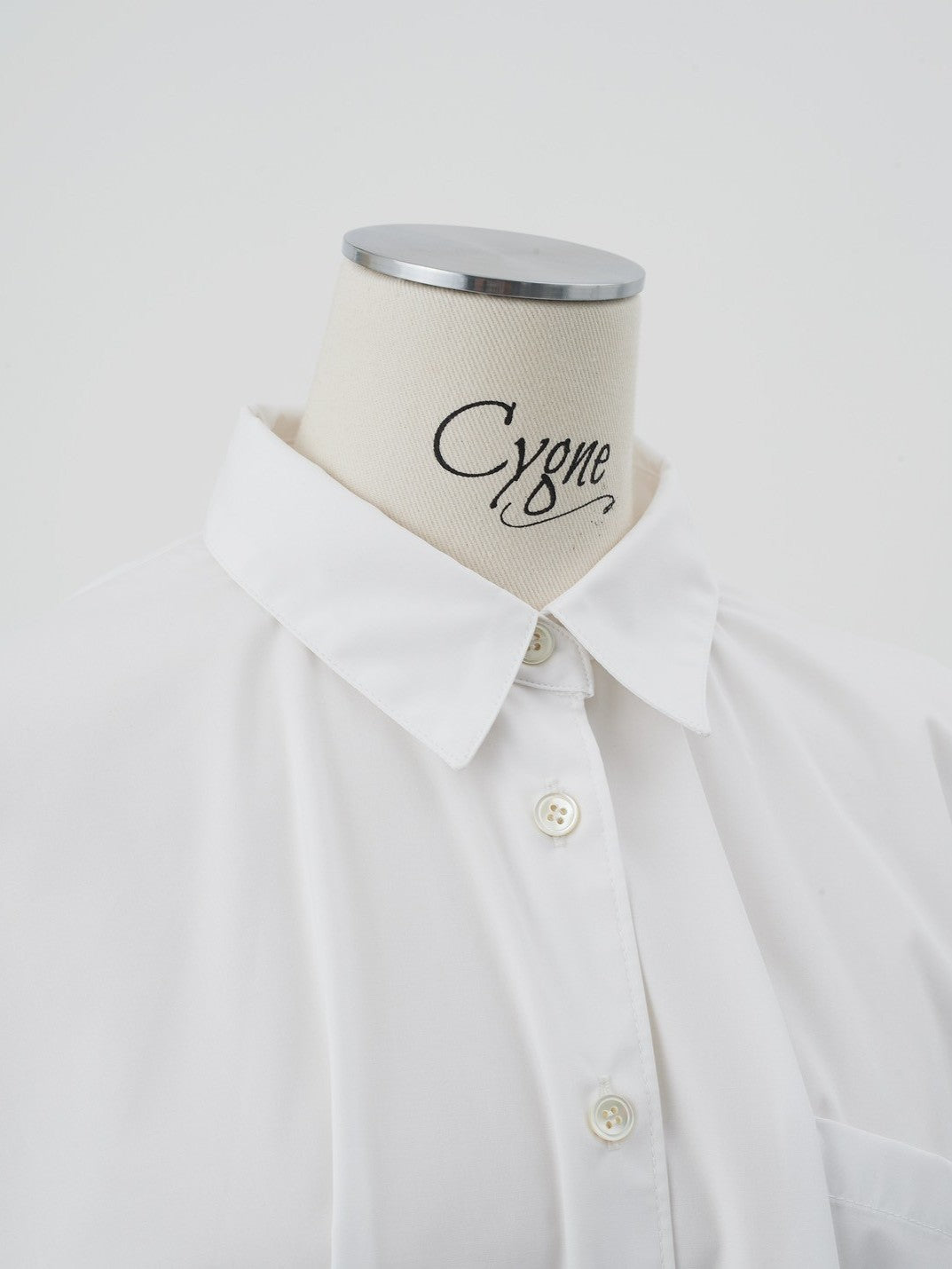 スカラップブラウス Yoan｜Cygne(シーニュ) 公式サイト